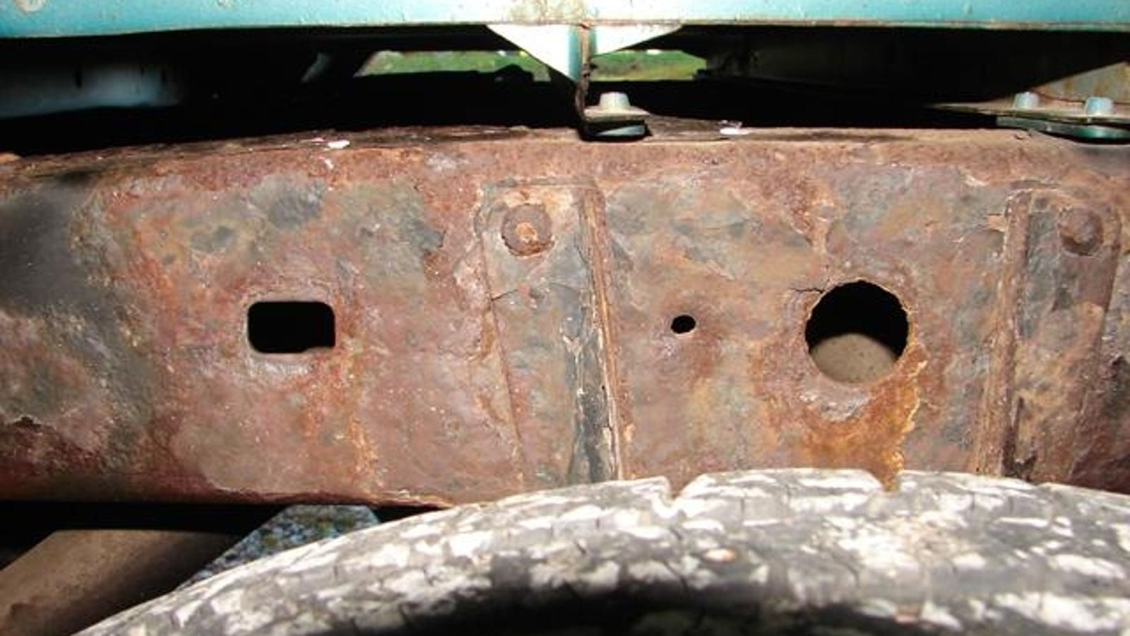 Wallpaper #PmeG8ZIBSpphPi3-Umzt84 Toyota Truck Owners Clamoring for Recall Over Dangerously Rusted Frames