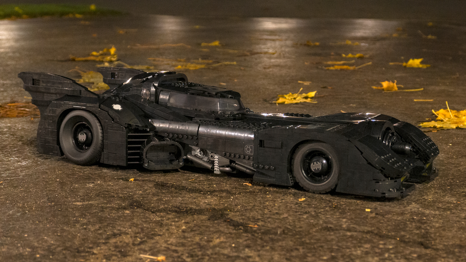 Wallpaper #ikBGL5MBJhL2WPbas7z6189 The New 3300 Piece Tim Burton Batmobile Might Be the Best Lego Model I