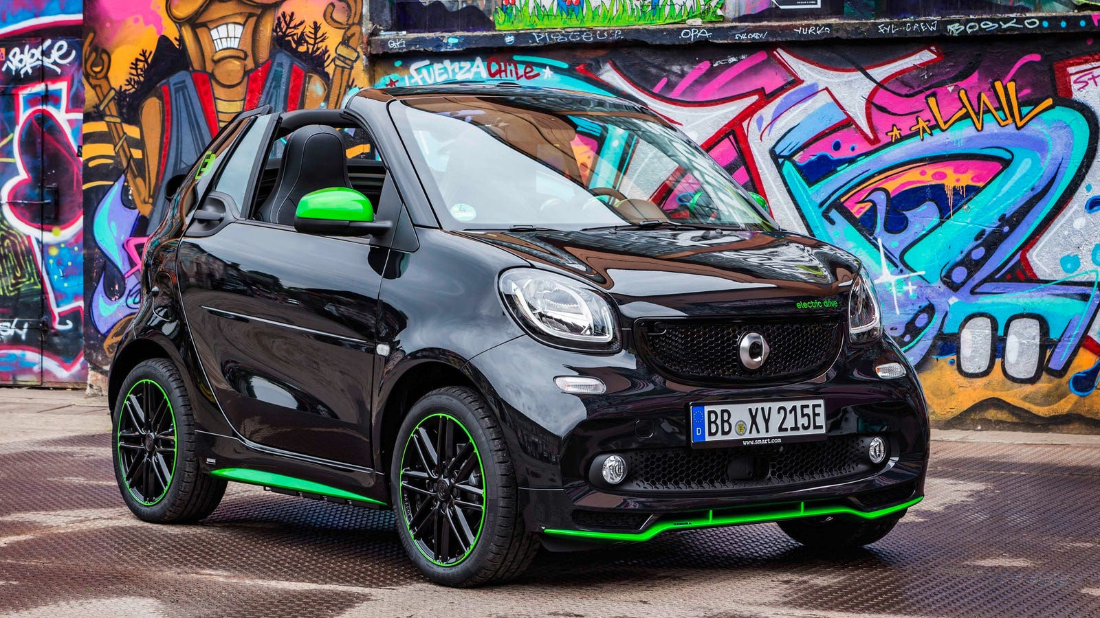 Wallpaper #9CEB8 Smart Fortwo Takes the Green Car Thing a Bit Too Literally Autoevolution