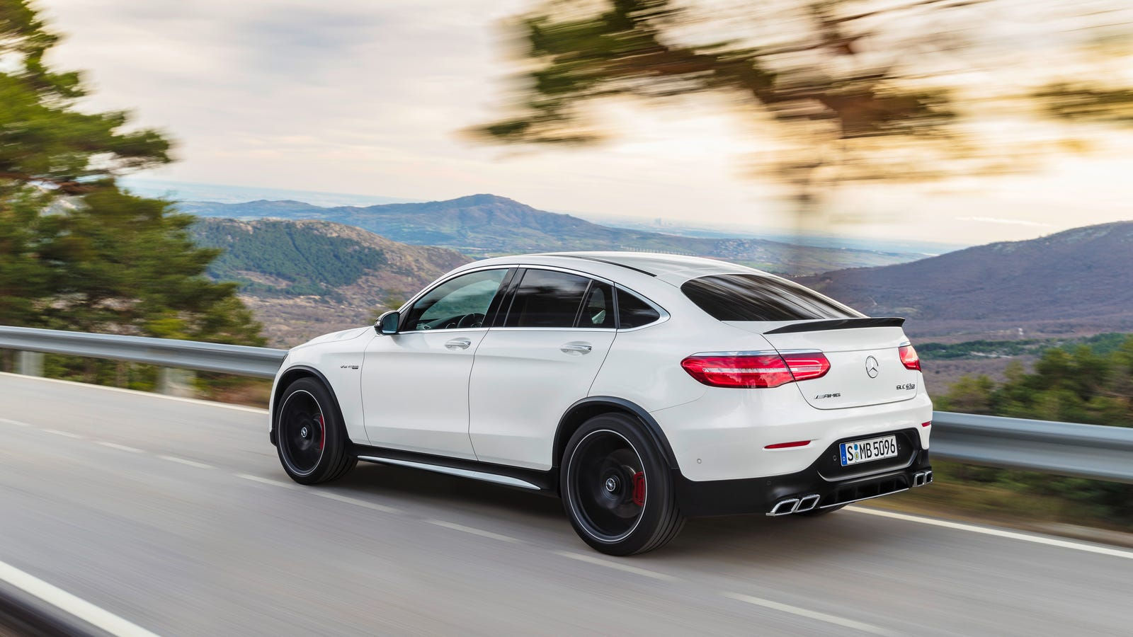 Wallpaper #1Li915IBJvJKYCmEVOQ193 Those Goofy Coupe Suvs People Are Buying the Hell Out of Them