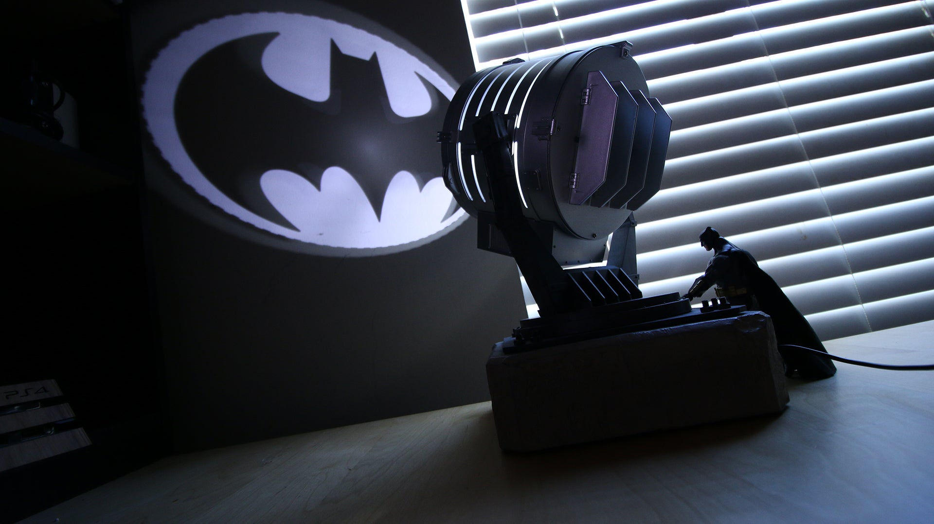 Wallpaper #_wPZZZMBpyOg8YnEa9km324 For Just 300 You Can Own a Tiny Bat Signal Batman Not Included