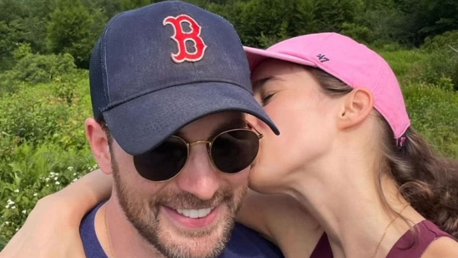 Wallpaper #12hxHJMBSpphPi3-HCIZ142 Chris Evans and Alba Bapista Are Married Fans Say It Shouldve Been