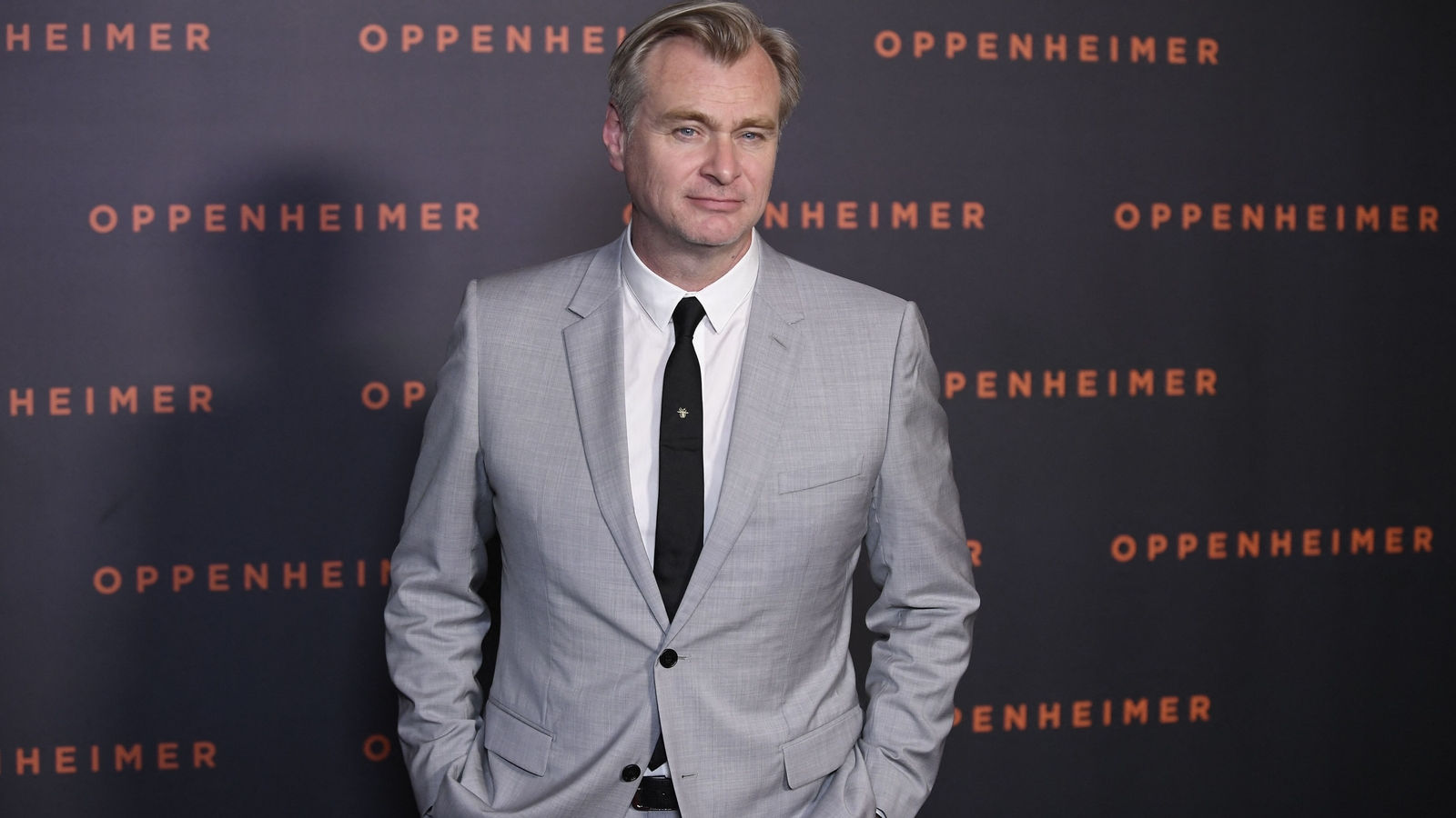 Wallpaper #ATWUkpcBk_lpvpalBJX6160 Why Oppenheimer Director Christopher Nolan Doesnt Keep a Smartphone