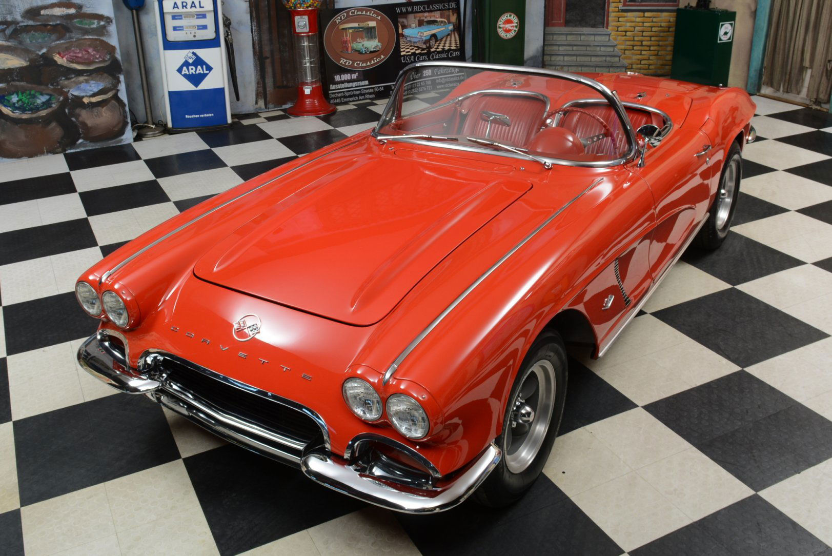 Wallpaper #ZSxtSpMB0E1QgA7wq_Y9105 Chevrolet Corvette C1 Convertible Rd Classics