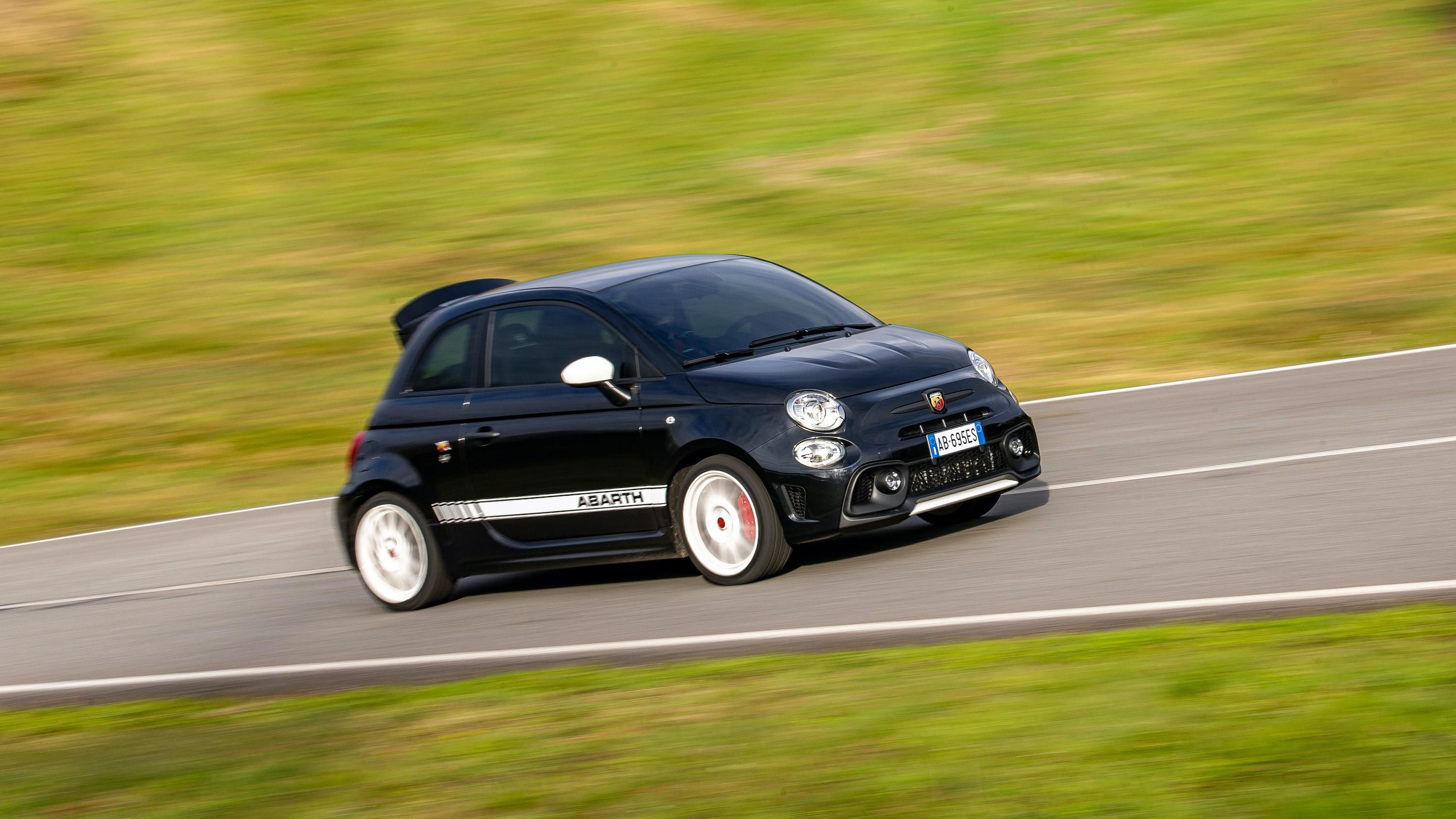 Wallpaper #a819a Front View of Black Fiat 500 Abarth Parked in the Street Editorial