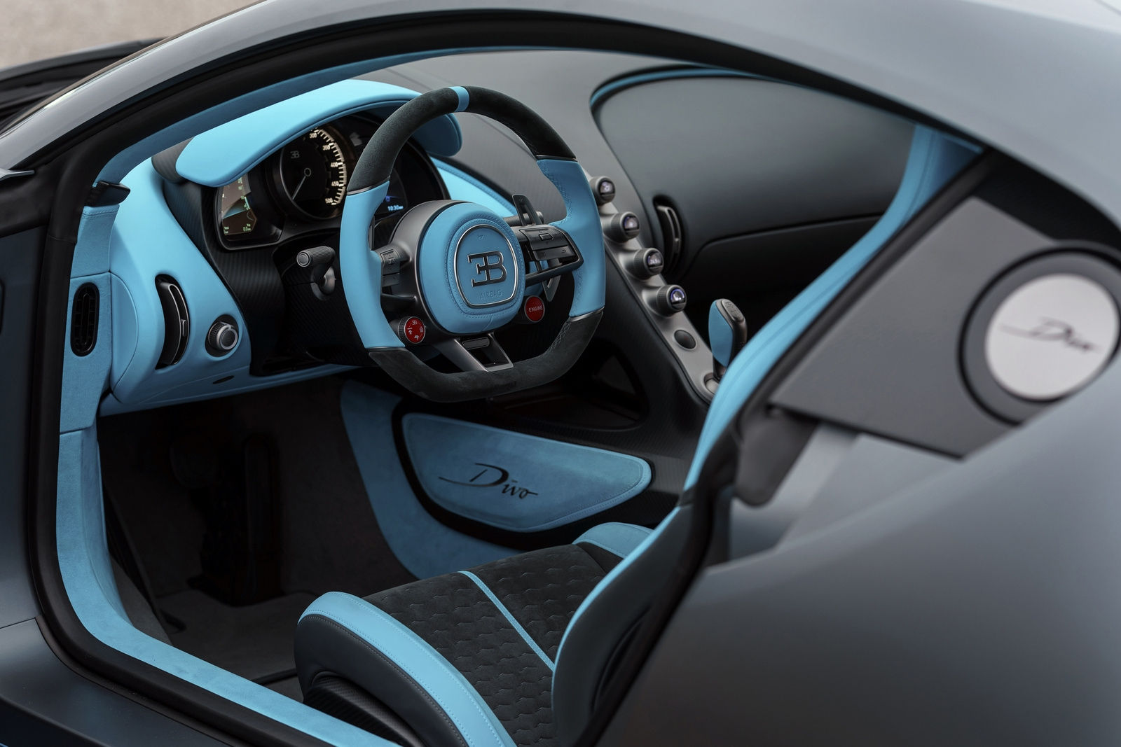 Wallpaper #uAOvZpMBpyOg8YnE8Nth368 Bugatti Divo Lauto Plus Plus Plus Presentation Video