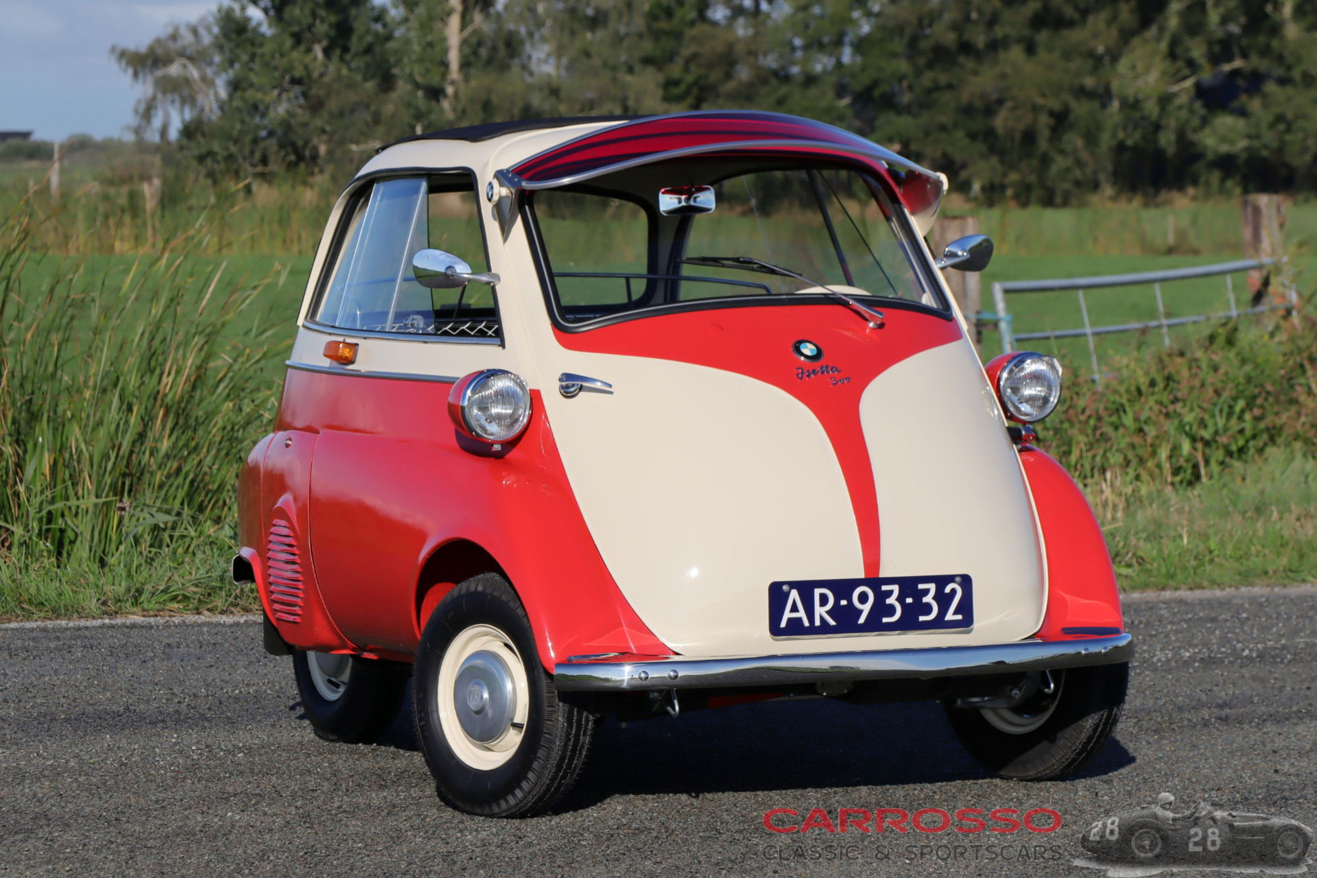 Wallpaper #2Wj_GZMBSpphPi3-LBkU37 BMW Isetta 300 Carrosso