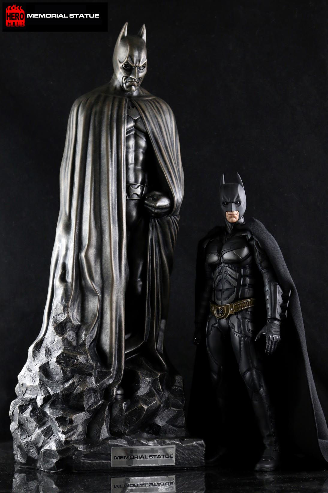 Wallpaper #nkIvPZMBOBpx0NhmCsP7215 Batman Memorial Statue