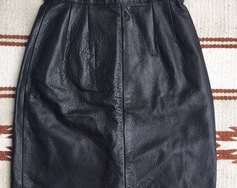 Wallpaper #_bmH3pIBJvJKYCmESQX0384 Grey Leather Steampunk Mini Skirt Grey Antique Leather Mini