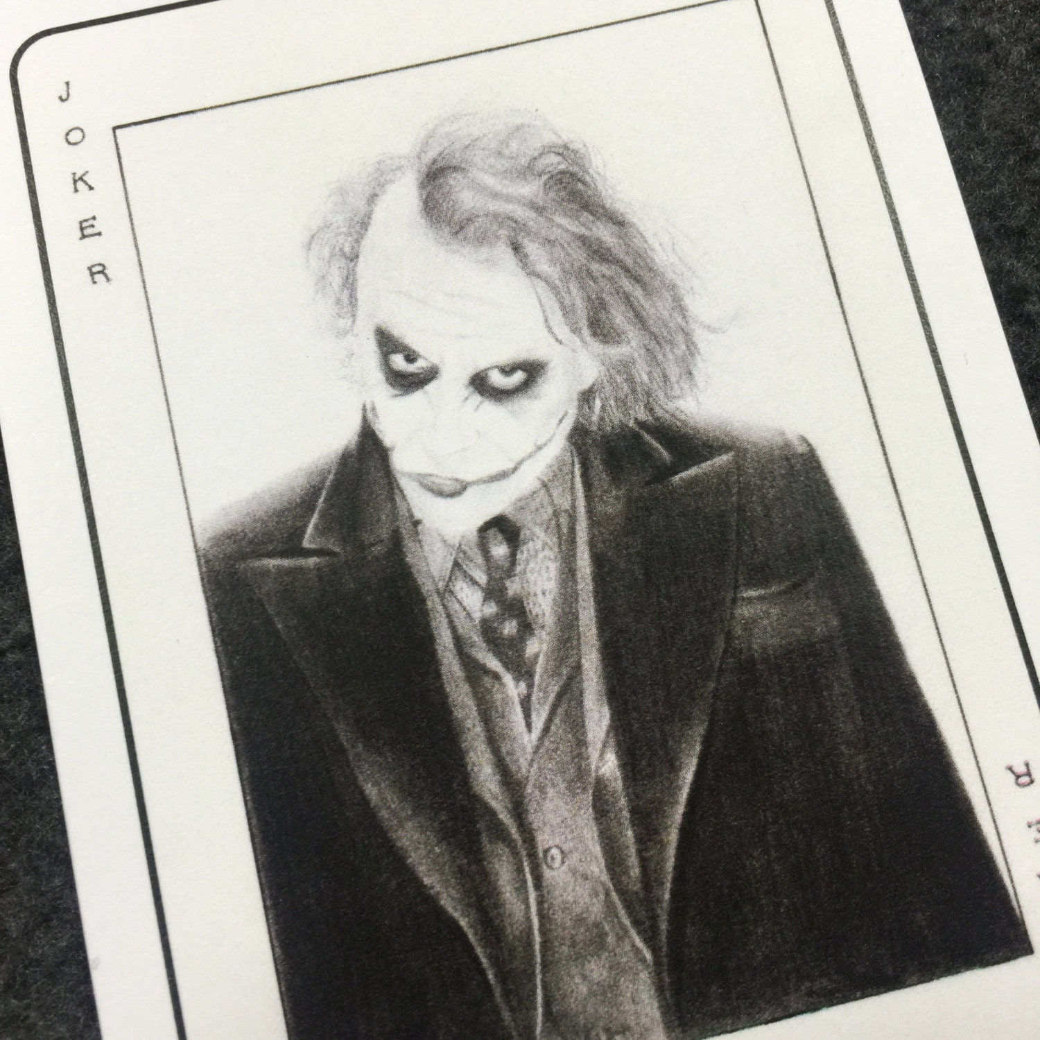 Wallpaper #6xqXUZMB1yWOL4qgNIF310 Heath Ledger Joker Card