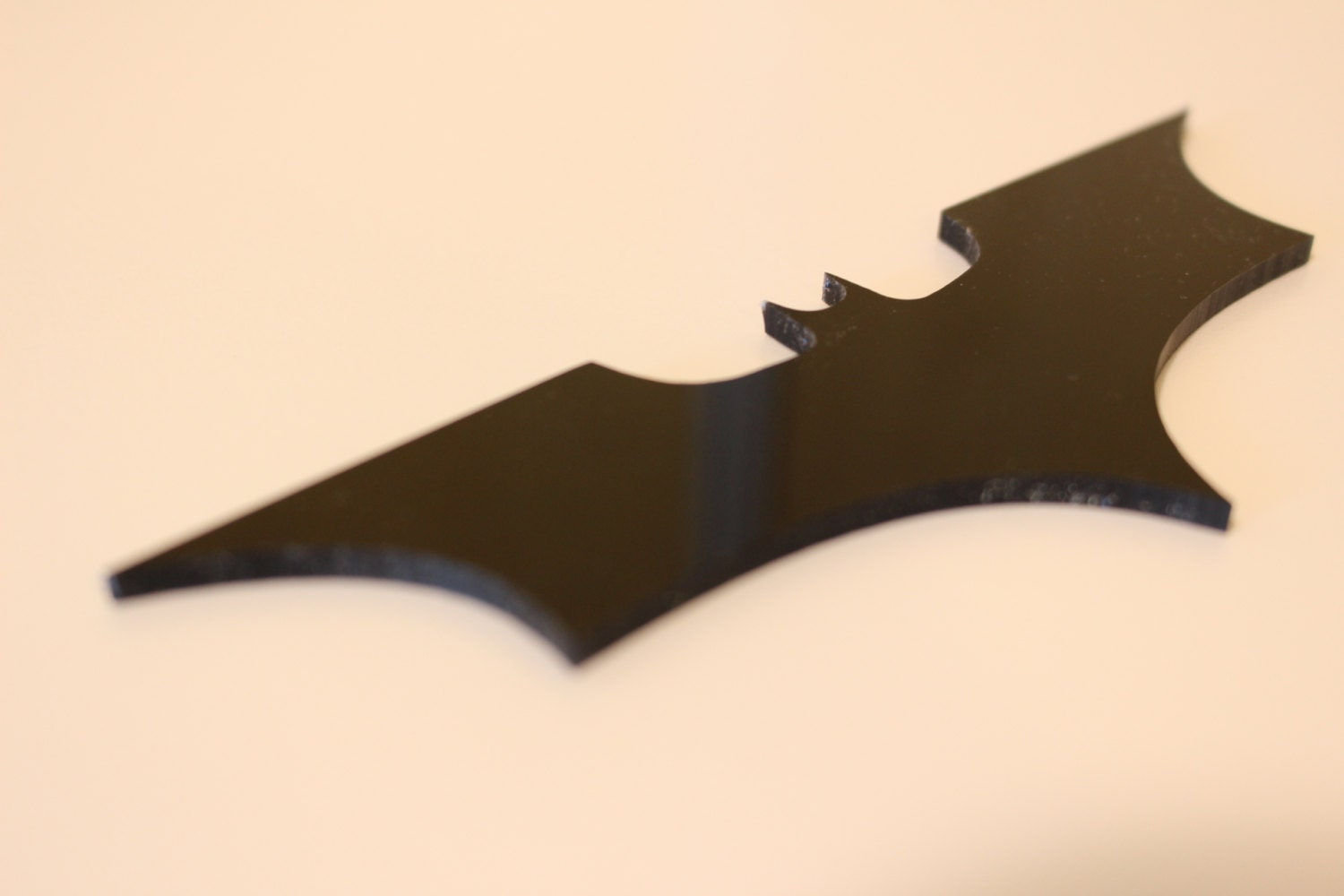 Wallpaper #aH259I4Bnwiau_P6_hCP17 The Dark Knight Batarang 3 Pack