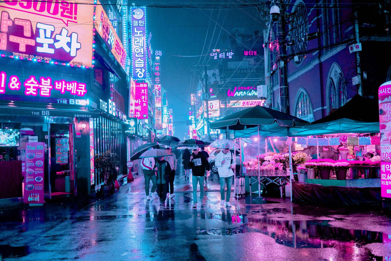 Wallpaper #F2ch7JIBSpphPi3-8lH9282 Cyberpunk Neon and Futuristic Street Photos of Seoul by Steve Roe
