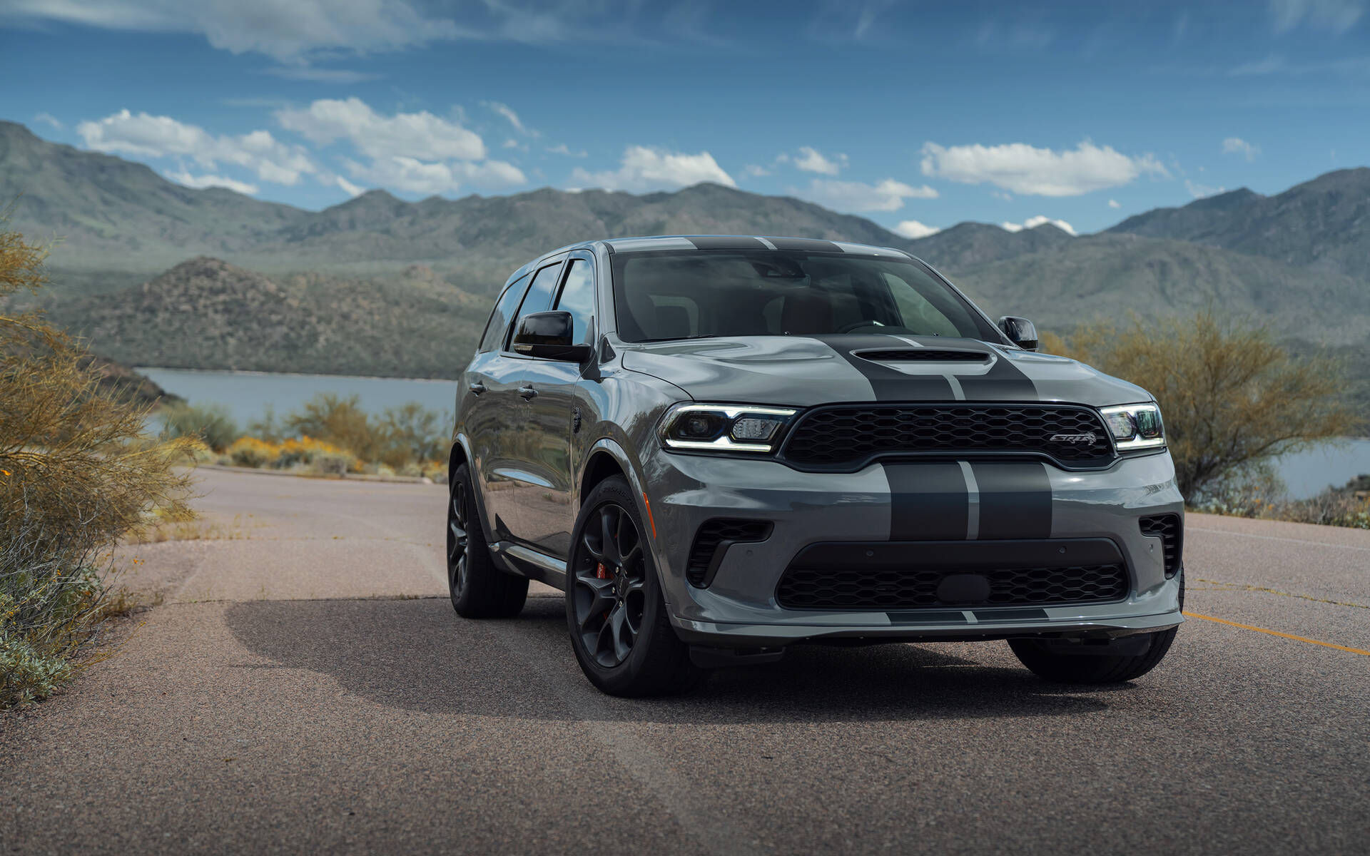 Wallpaper #kGdkBJMBSpphPi3-aLeO47 More Dodge Durango Srt Hellcats to Roll Off the Line the Car Guide