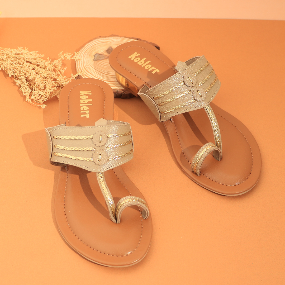 Wallpaper #s2dM9ZIBSpphPi3-Q36y366 Beige Kolhapuri Sandals Koblerr