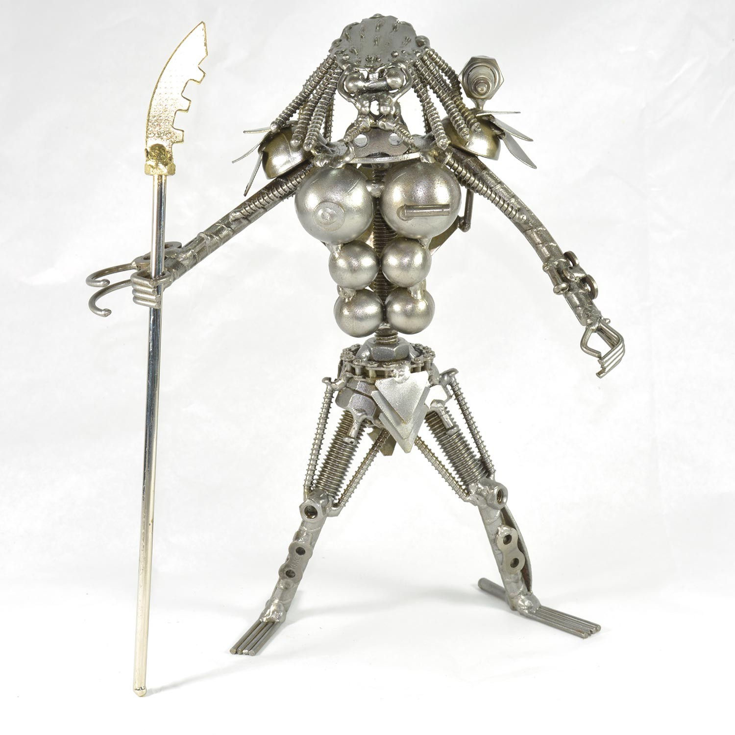 Wallpaper #tEAPMZMBJhL2WPbaO8SJ205 Predator with Spear Metal Sculpture Model Predator Scrap Metal Sculpture