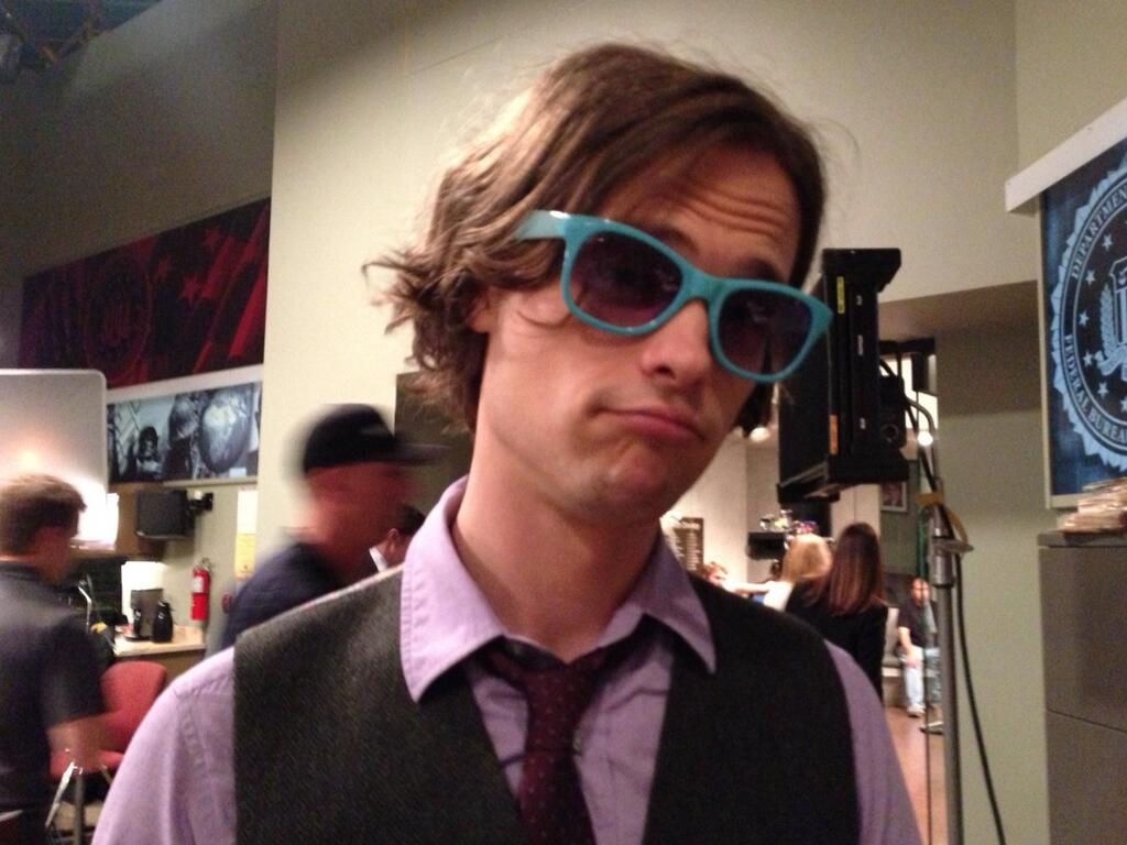 Wallpaper #N2gOGpMBSpphPi3-5BoP131 Spencer Reid Spencer Reid Fans Photo 35304038 Fanpop