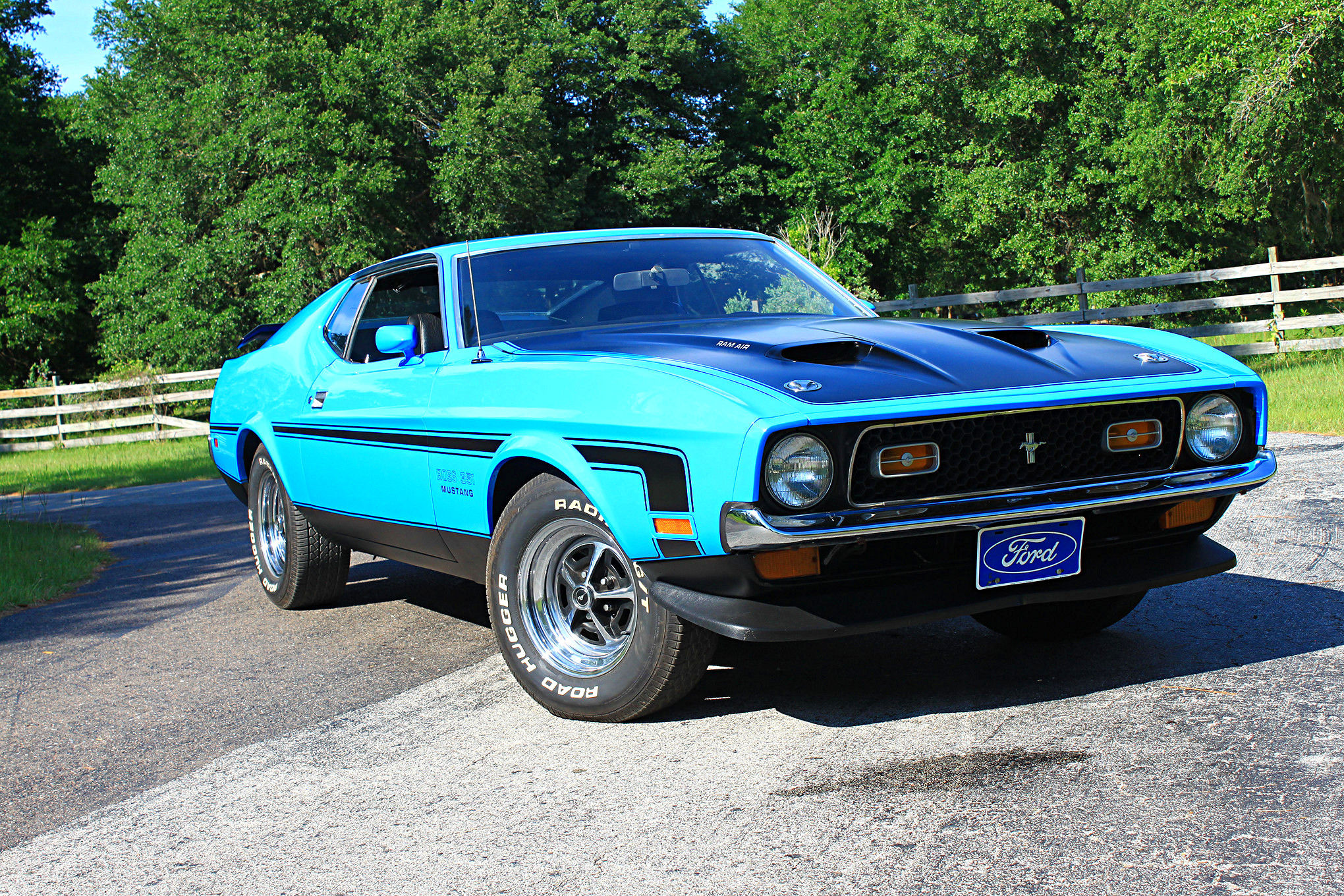 Wallpaper #8mcMCJMBSpphPi3-ysiS173 3 Yes 3 Powerful Rare 1971 Ford Mustang Boss 351s Packing a