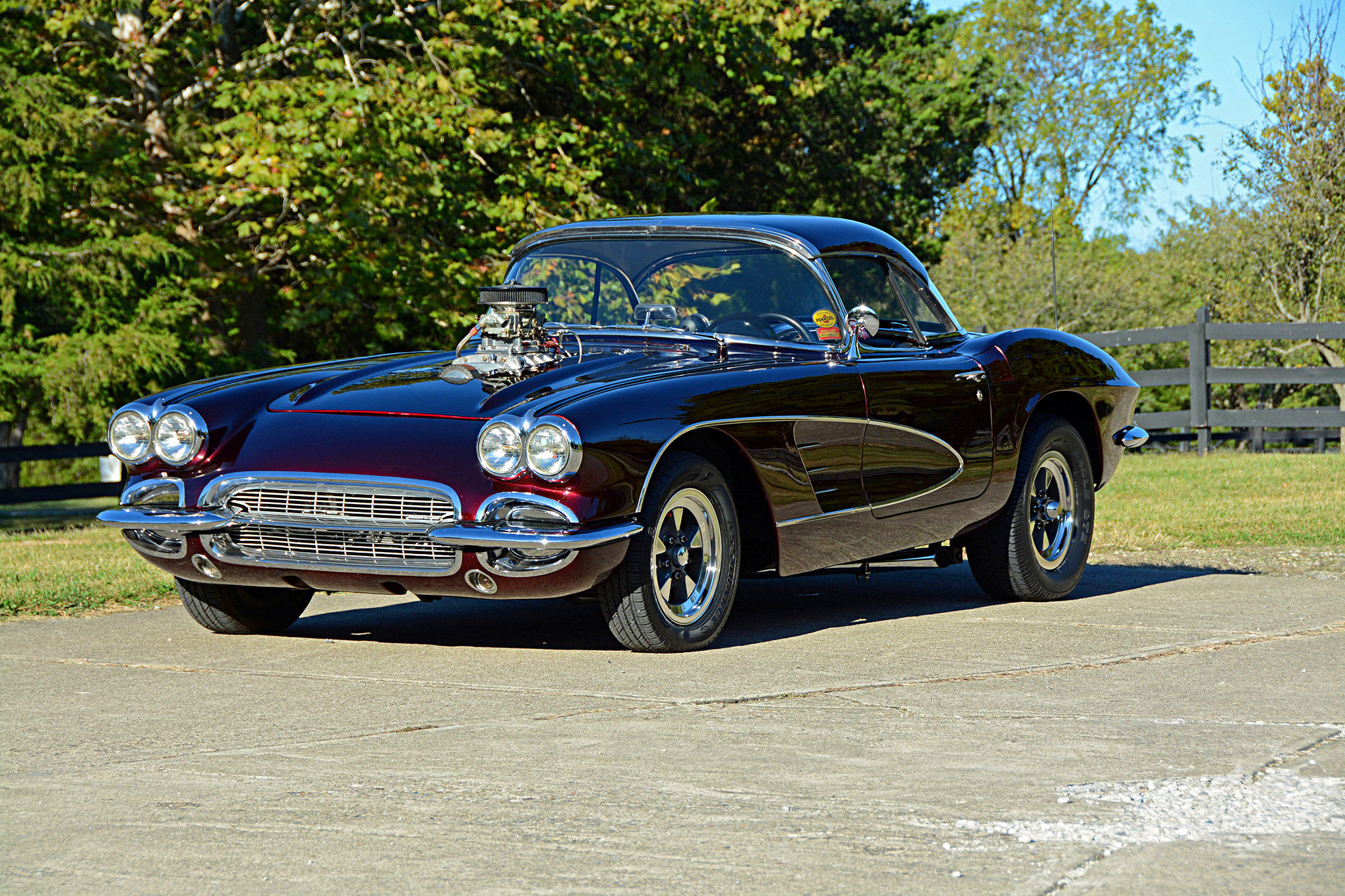Wallpaper #7WjwFZMBSpphPi3-lwkY293 1961 C1 Corvette Owned Raced and Driven for 54 Years