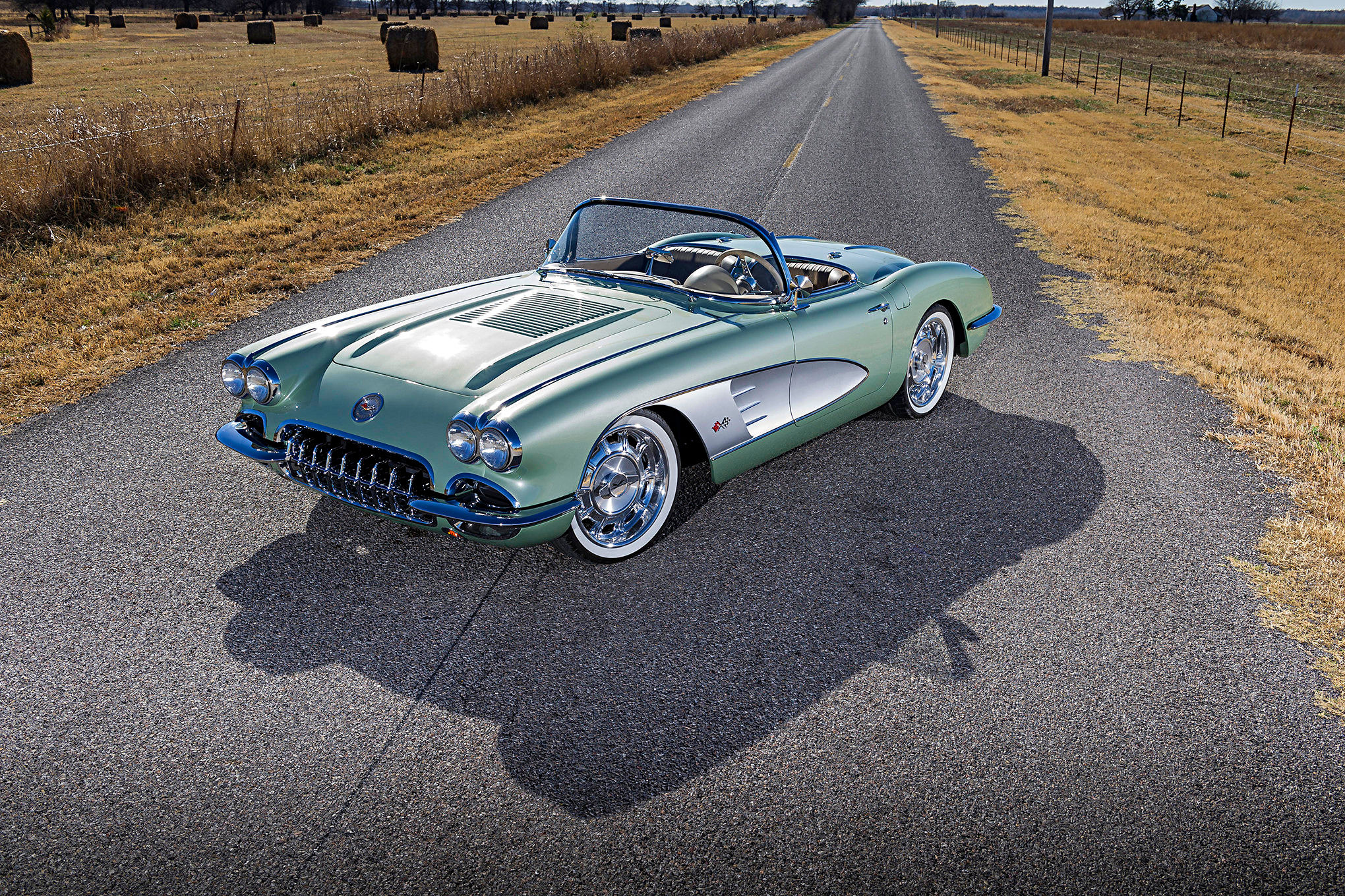 Wallpaper #ZSxtSpMB0E1QgA7wq_Y914 1958 C1 Corvette with More Than a Few Surprises