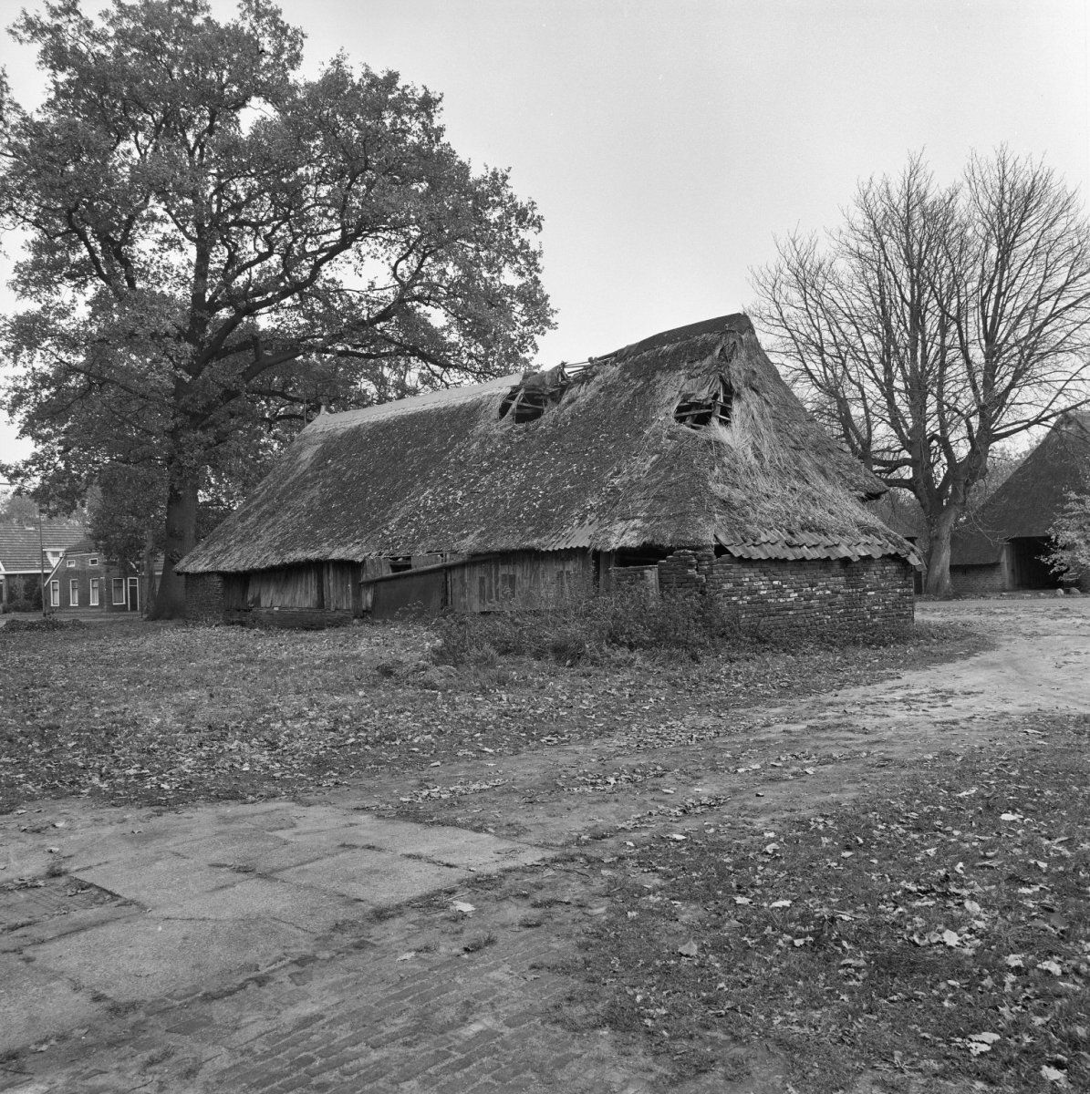 Wallpaper #FmiZE5MBSpphPi3-2gHs458 Schuur Met Schaapskooi En Onderschoer in Eext Drenthe Monument