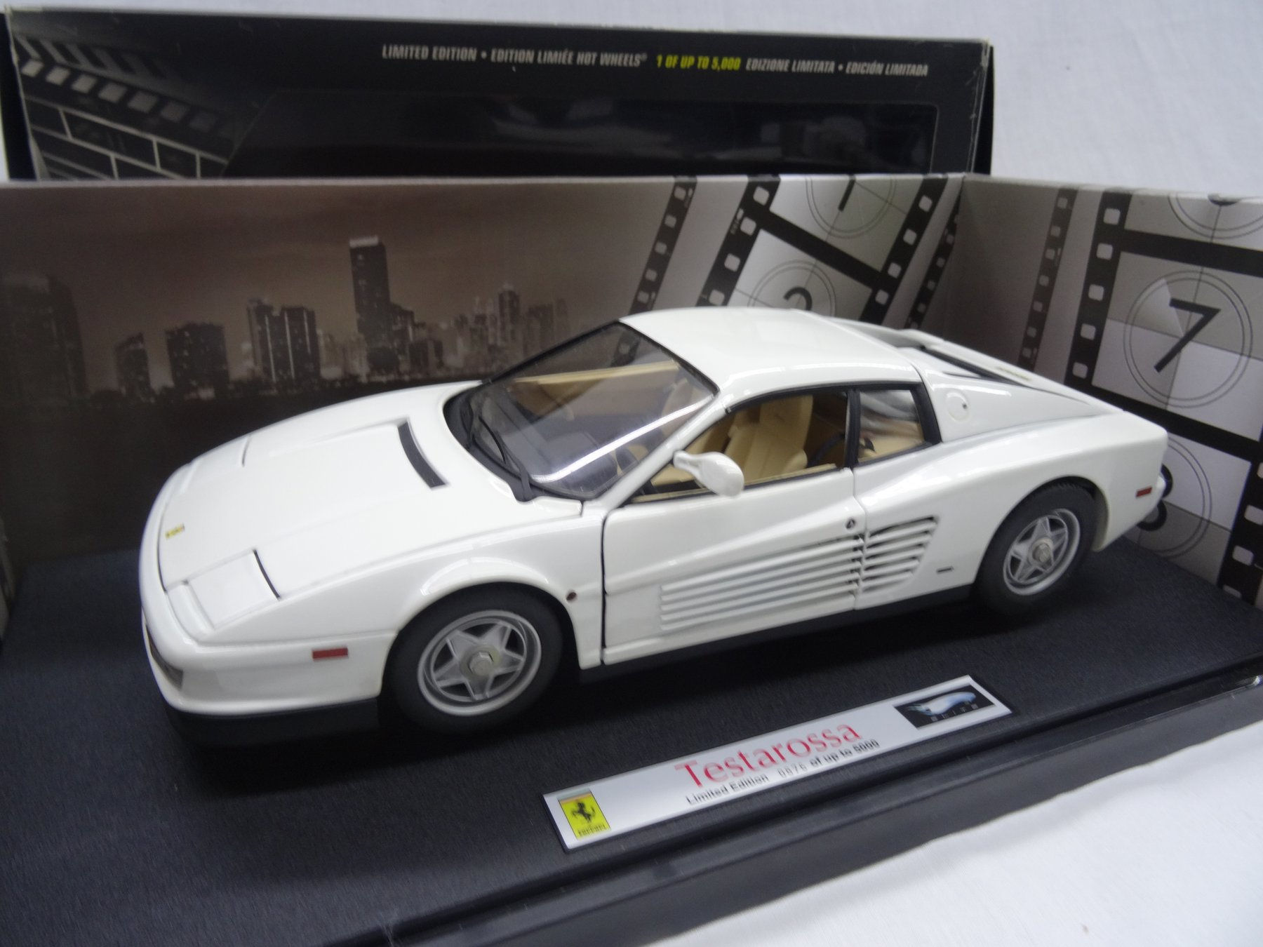 Wallpaper #L_AJf5cBi4JM6agGmiBh121 Hotwheels Elite Scale 118 Ferrari Testarossa Miami Catawiki