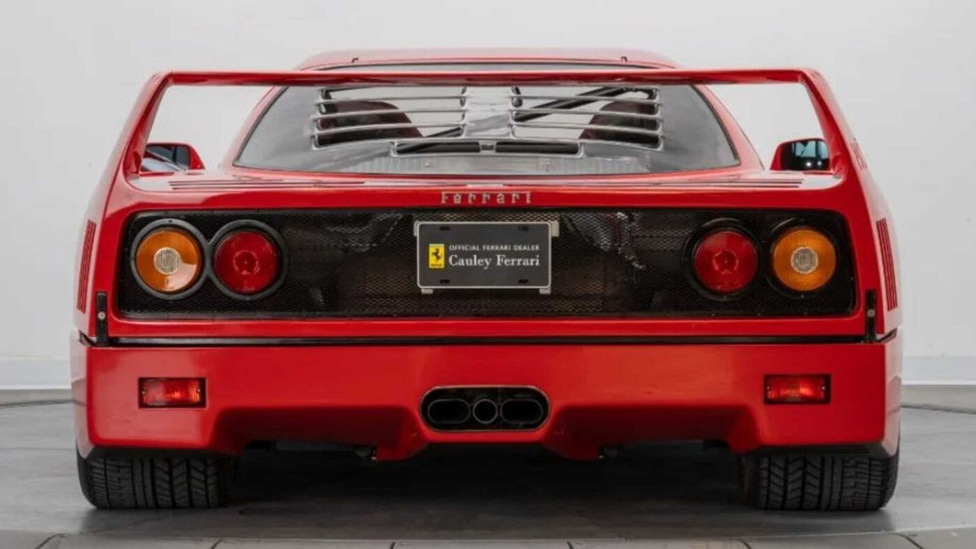 Wallpaper #RXeHJpMB-pgBXx60yaLe397 Ferrari F40 Finished in Rosso Corsa Over Stoffa Vigogna for Sale