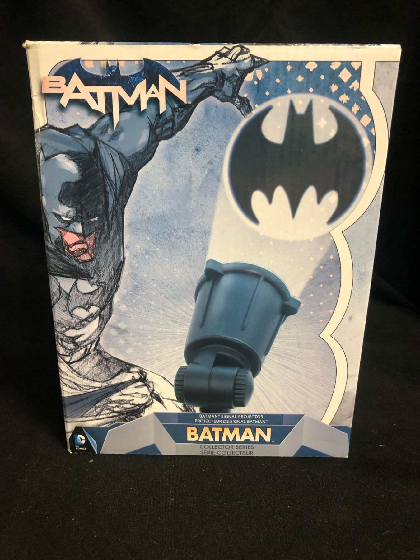Wallpaper #JYLpP5MB0GiFKesMM8Dz15 Batman Bat Signal Projector Light Black Collector Series
