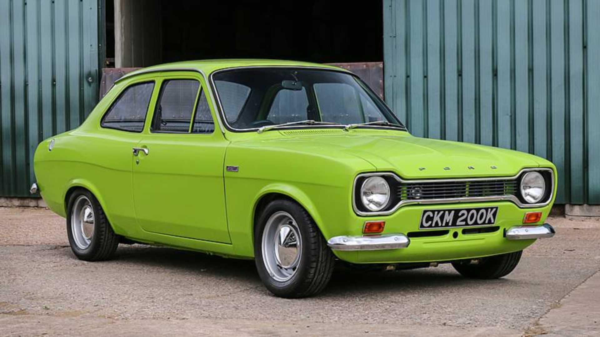 Wallpaper #xWi6HJMBSpphPi3-6yNN269 Hammer Time as Classic Fords Set to Fetch Ps400000 at Auction