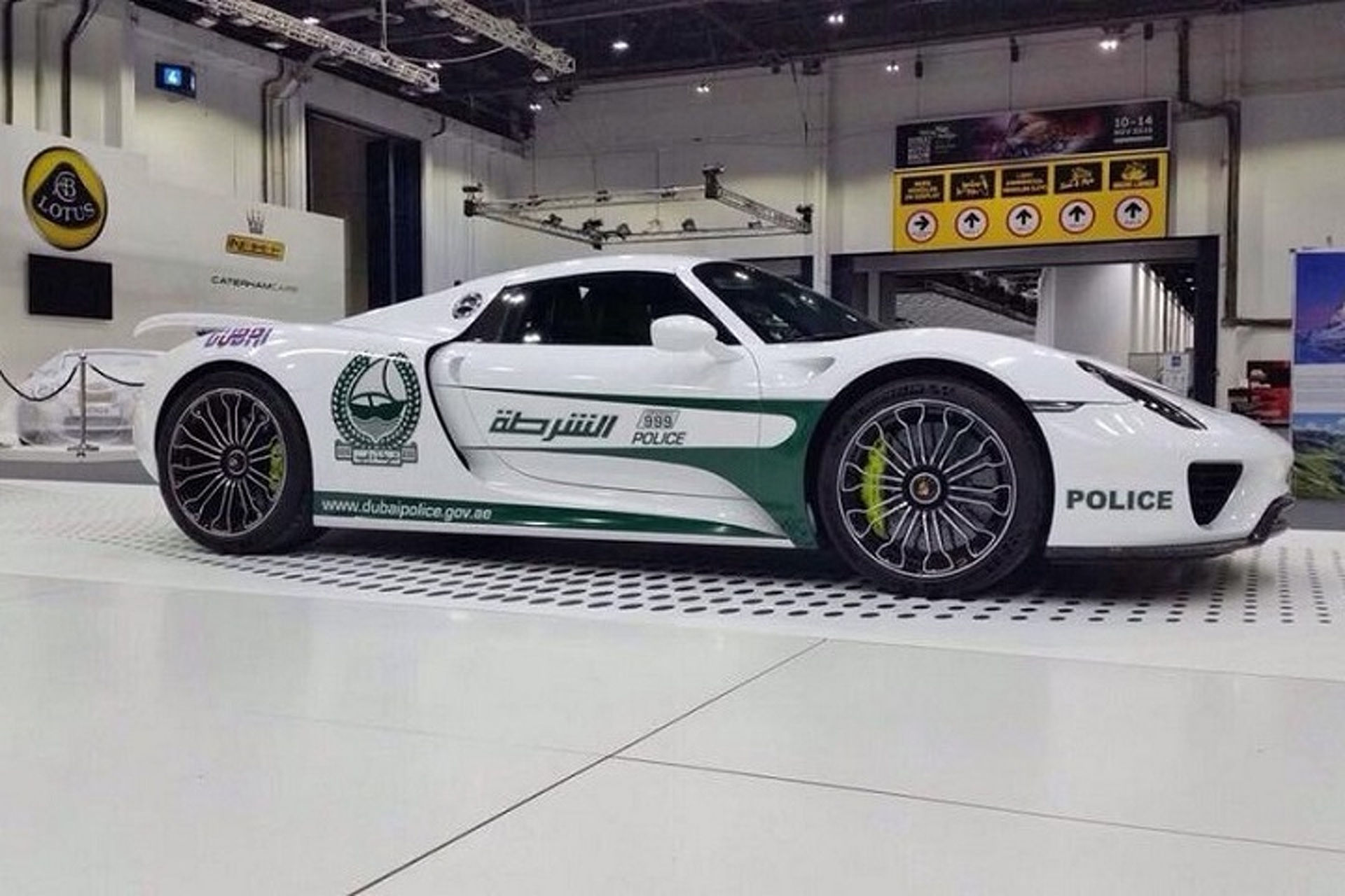 Wallpaper #2xm-Do8BtGB6xQ78nVoz37 Dubai Police Add Porsche 918 Spyder to Their Supercar Fleet