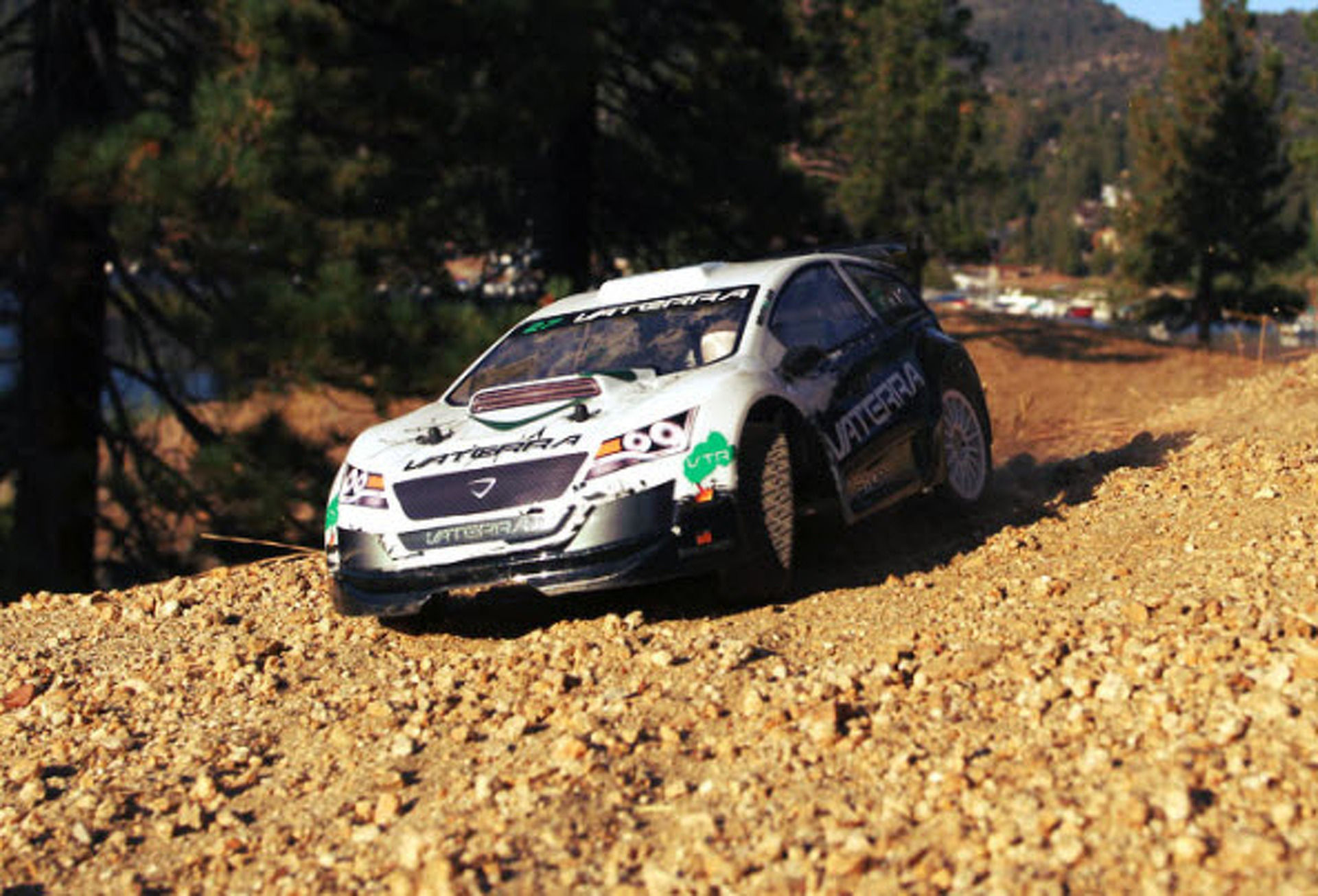 Wallpaper #5hlAM48BtGB6xQ78DJk_19 Six Awesome Rc Cars for Christmas 2013