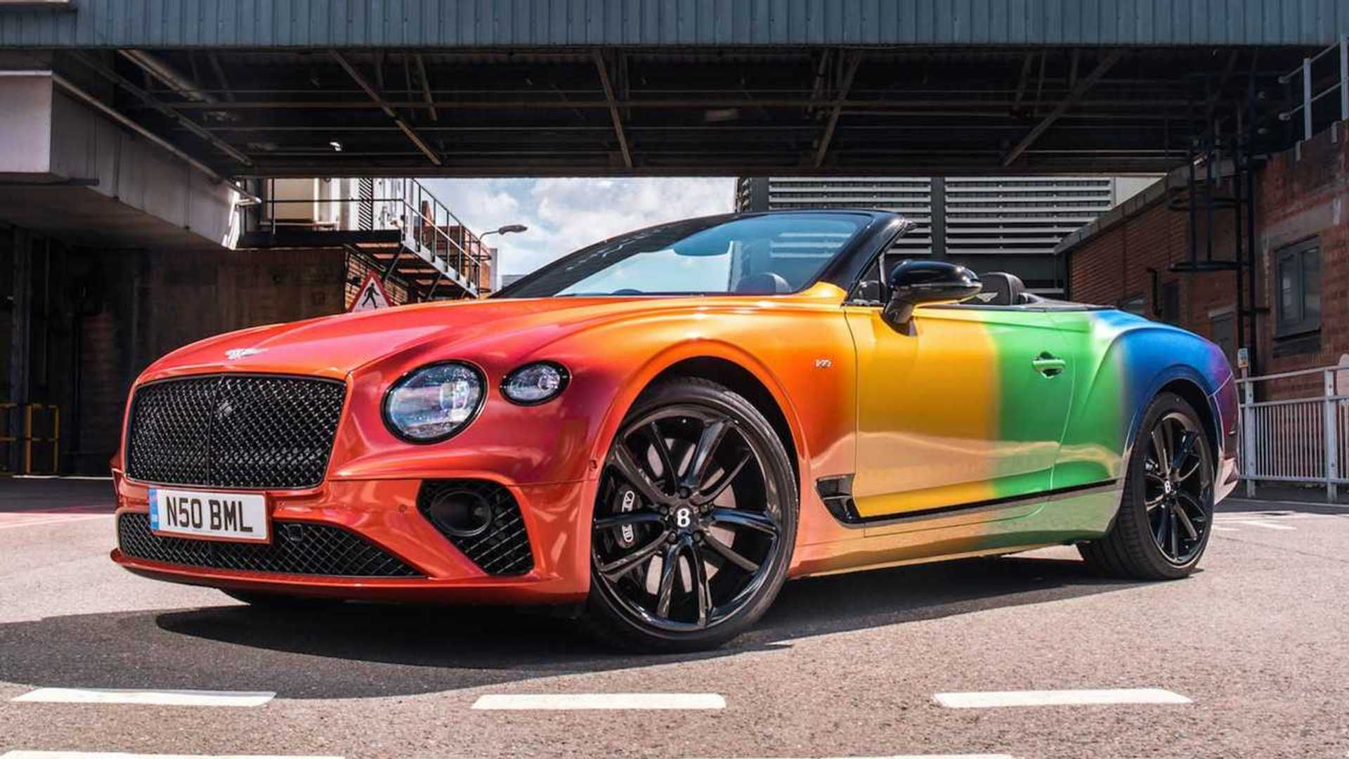 Wallpaper #0HSBxY4B_8f4nGFacnAg50 Bentley Continental GT V8 Convertible Gets the Rainbow Treatment