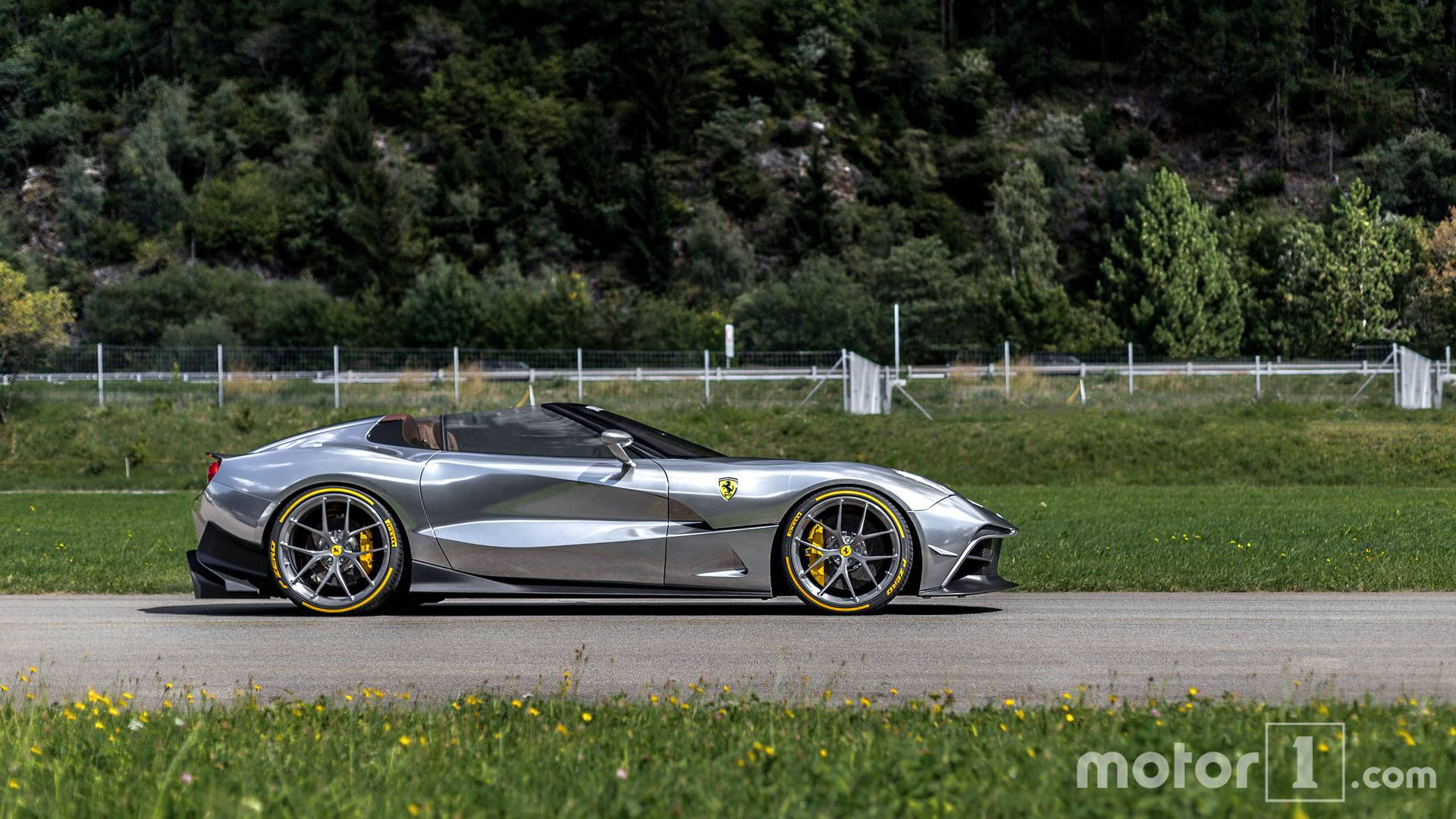 Wallpaper #e0D-MJMBJhL2WPbam8RI57 Photos Une Ferrari F12 Trs Chromee Prend Le Soleil
