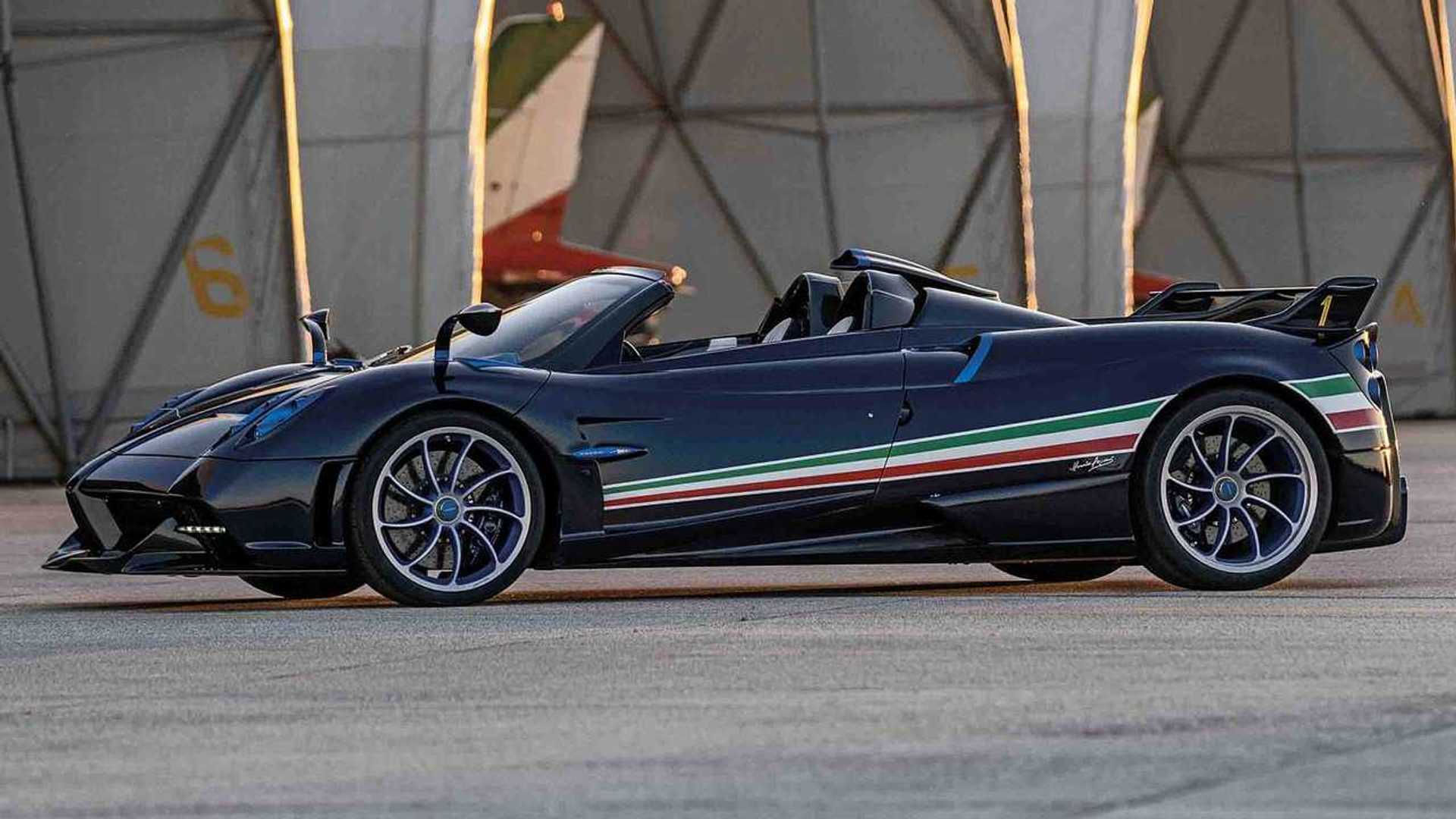 Wallpaper #u2fDApMBSpphPi3-orAs174 Pagani Huayra R Reveals Little of Itself in Latest Teaser Video