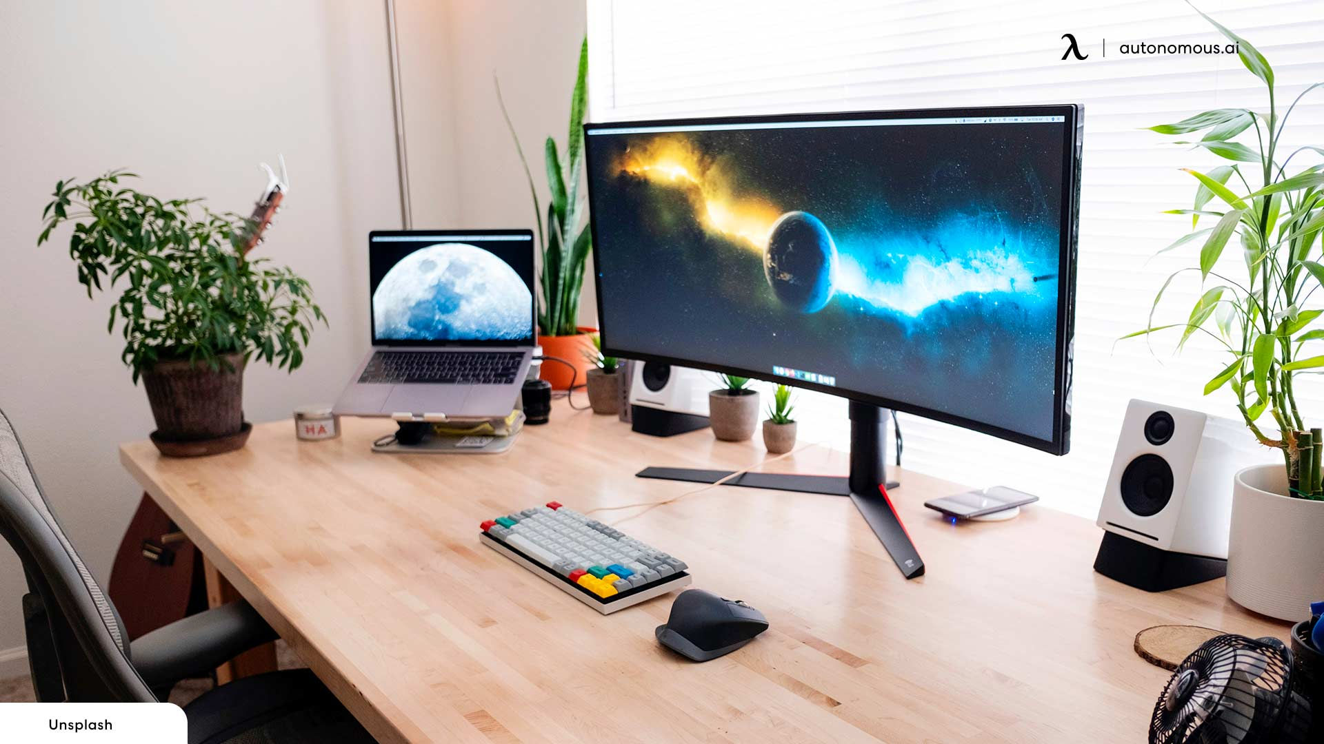 Wallpaper #9a764 21 Multi Monitor Computer Desk Setup Ideas for Tech Lovers