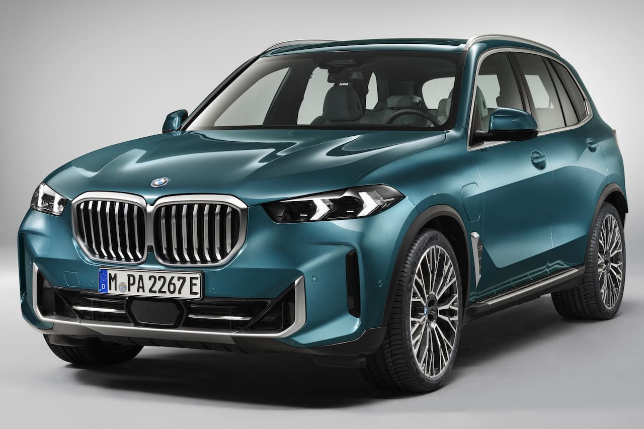 Wallpaper #qFjDNJMBzN9vxX34JT1774 New 2024 BMW X5 X5m Lci Hybrid Redesign and Release Date Us Suvs Porn
