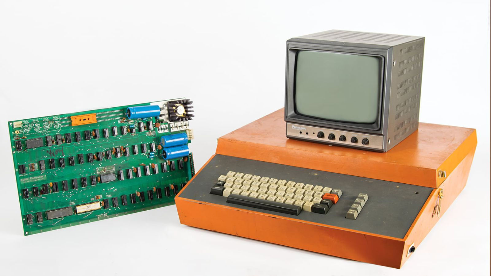 Wallpaper #AW1gbJcBycdYOYFTH3MD178 Este Ordenador Apple 1 De 1977 Se Va a Subastar Por Un Pastizal