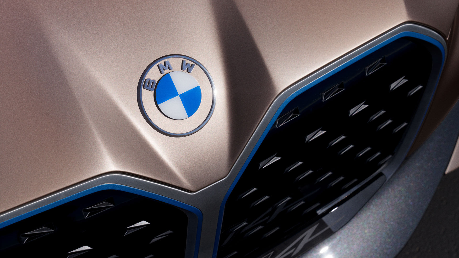 Wallpaper #Z2clD5MBSpphPi3-U-1x132 BMW Reveals New Logo to Mark a New Chapter in History Design Week