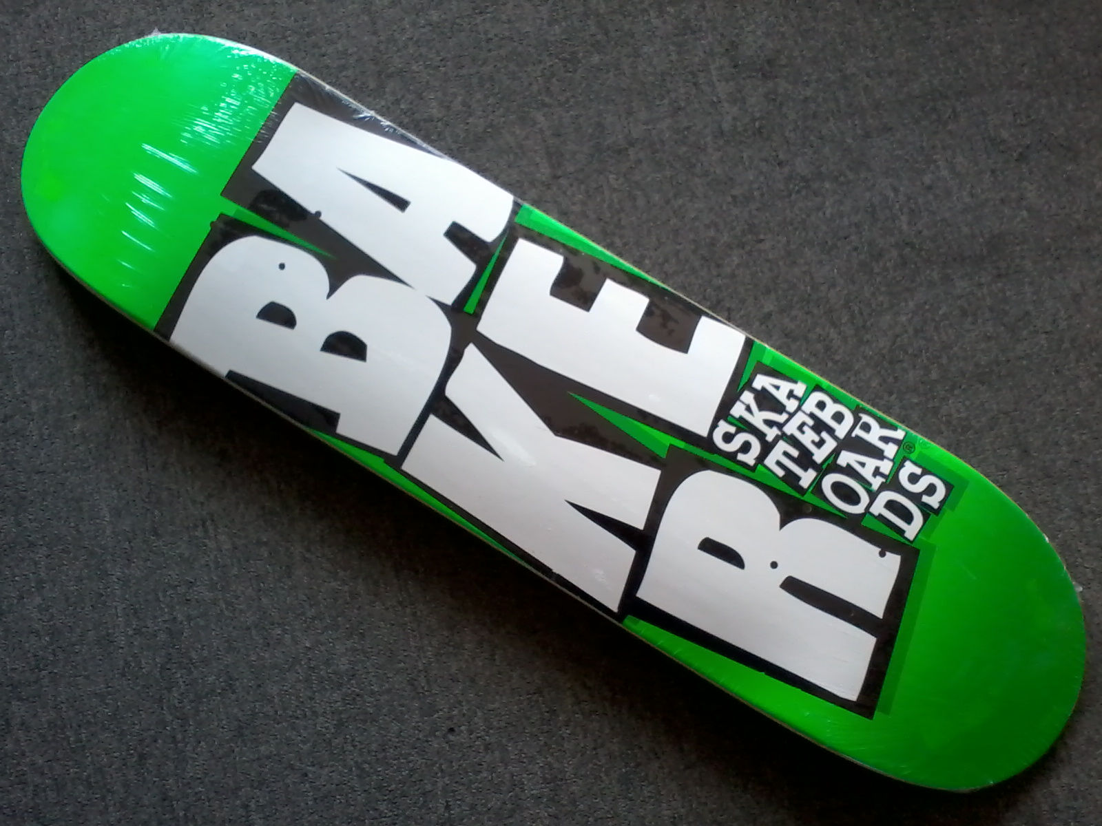 Wallpaper #CmdY9JIBSpphPi3-9nqy45 Sektaskateshop Baker Skateboards
