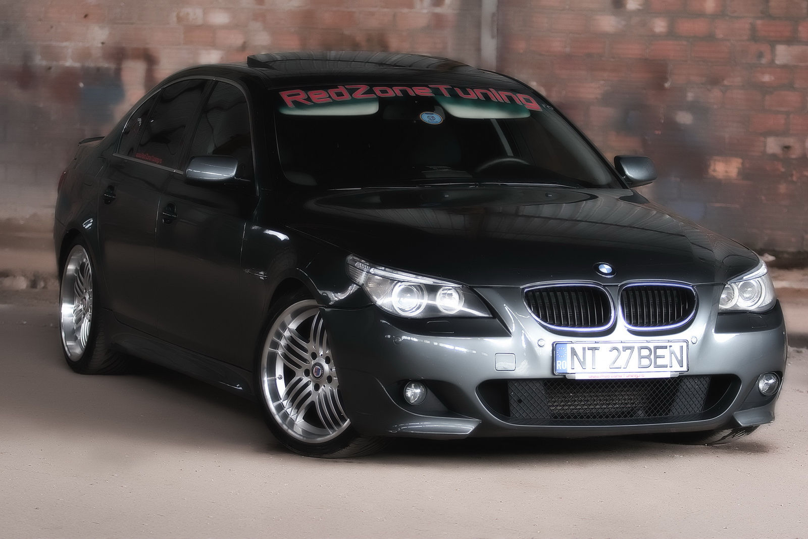Wallpaper #FXQgwI4B_8f4nGFa9G2q47 Arta De a Face Tuning BMW E60 Clean Tuning