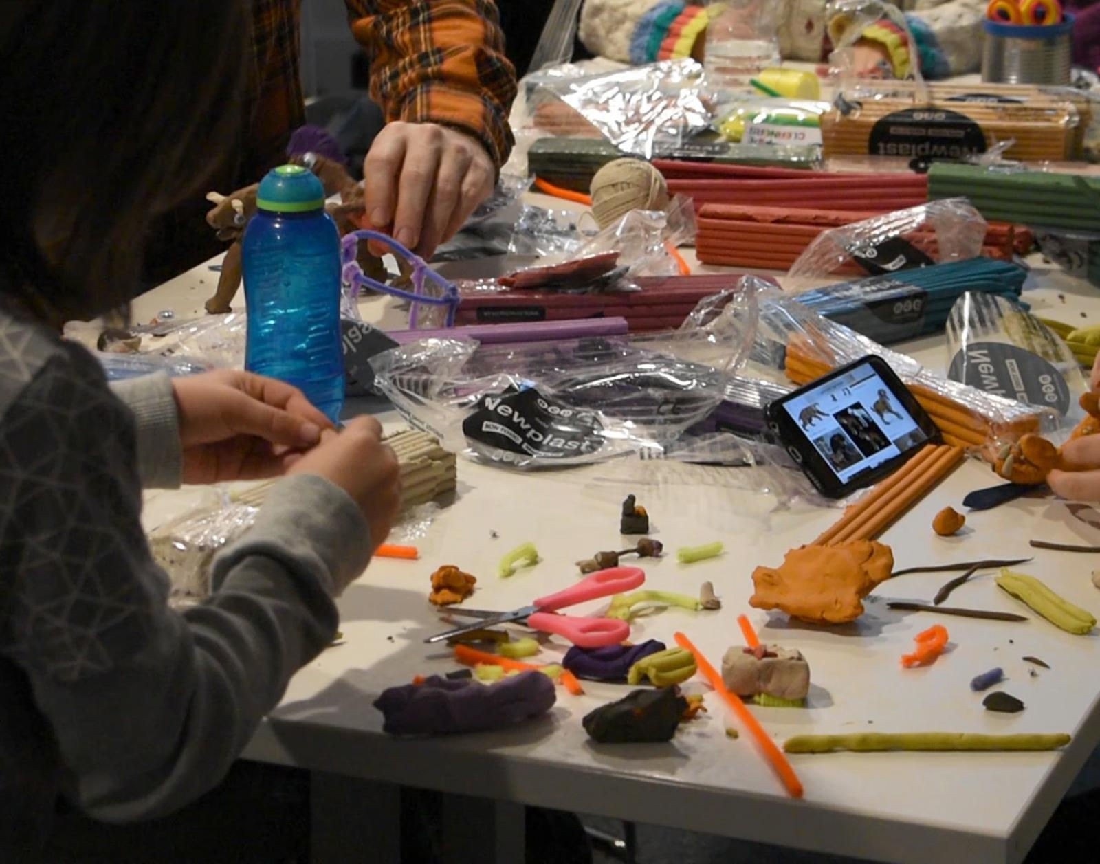 Wallpaper #7QM7ZJMBpyOg8YnEydbf333 Clay Animation Workshop Broadway