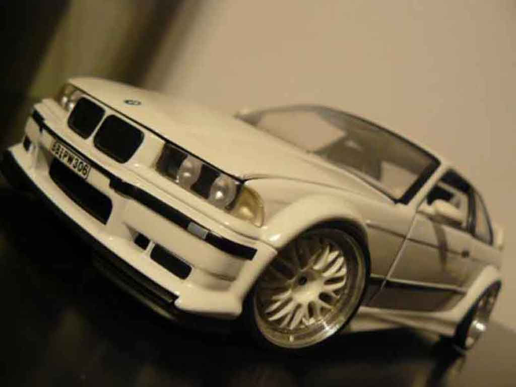 Wallpaper #42fs95IBSpphPi3-UofU269 Diecast Model Cars BMW M3 E36 118 Ut Models GTR White Jantes Bbs Bords