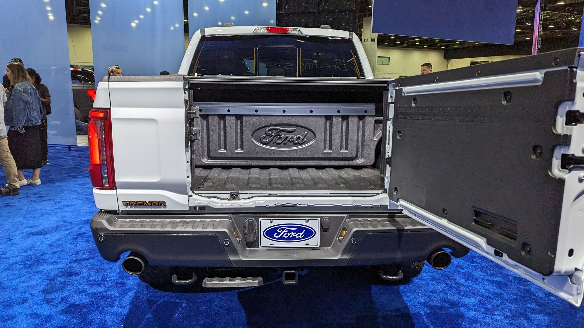 Wallpaper #T1aMepcBsd6xcFiESdxI43 We Pit the New Ford F 150 Pro Access Tailgate Against Rams