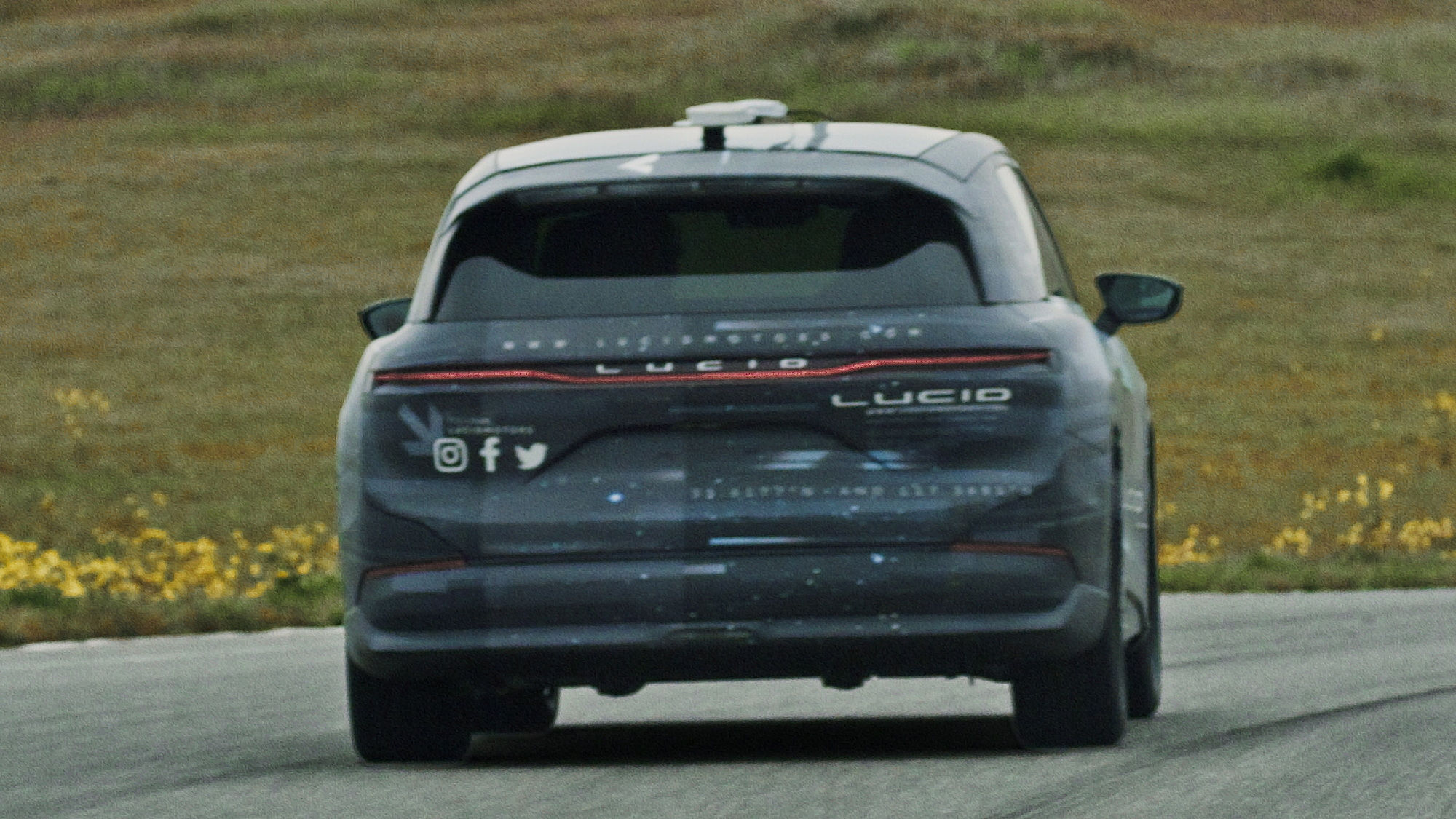 Wallpaper #JmcxBpMBSpphPi3-_8BK79 Lucid Gravity SUV Confirmed for November Debut Air Price Cuts Prove