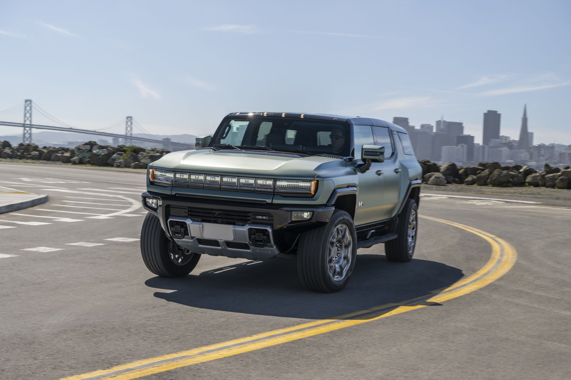 Wallpaper #aGjlHJMBSpphPi3-NiSo17 Gmc Expands Hummer Ev Lineup with New 3x Boosted Range and on Road