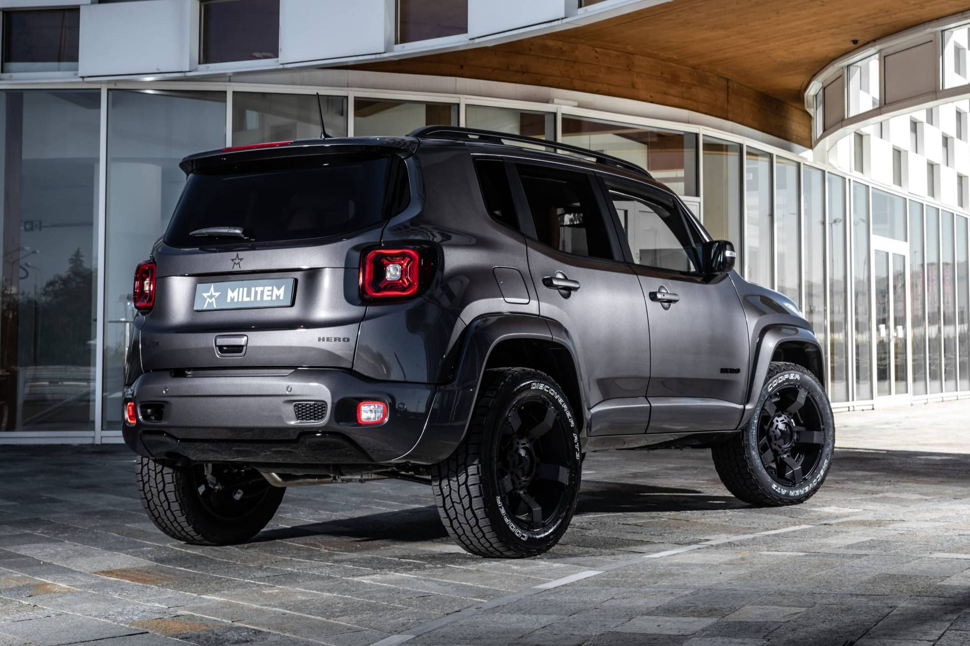 Wallpaper #8hnAO48BtGB6xQ78z7EU14 Militem Hero is a Jeep Renegade Thats Gone Both Badder and Plusher
