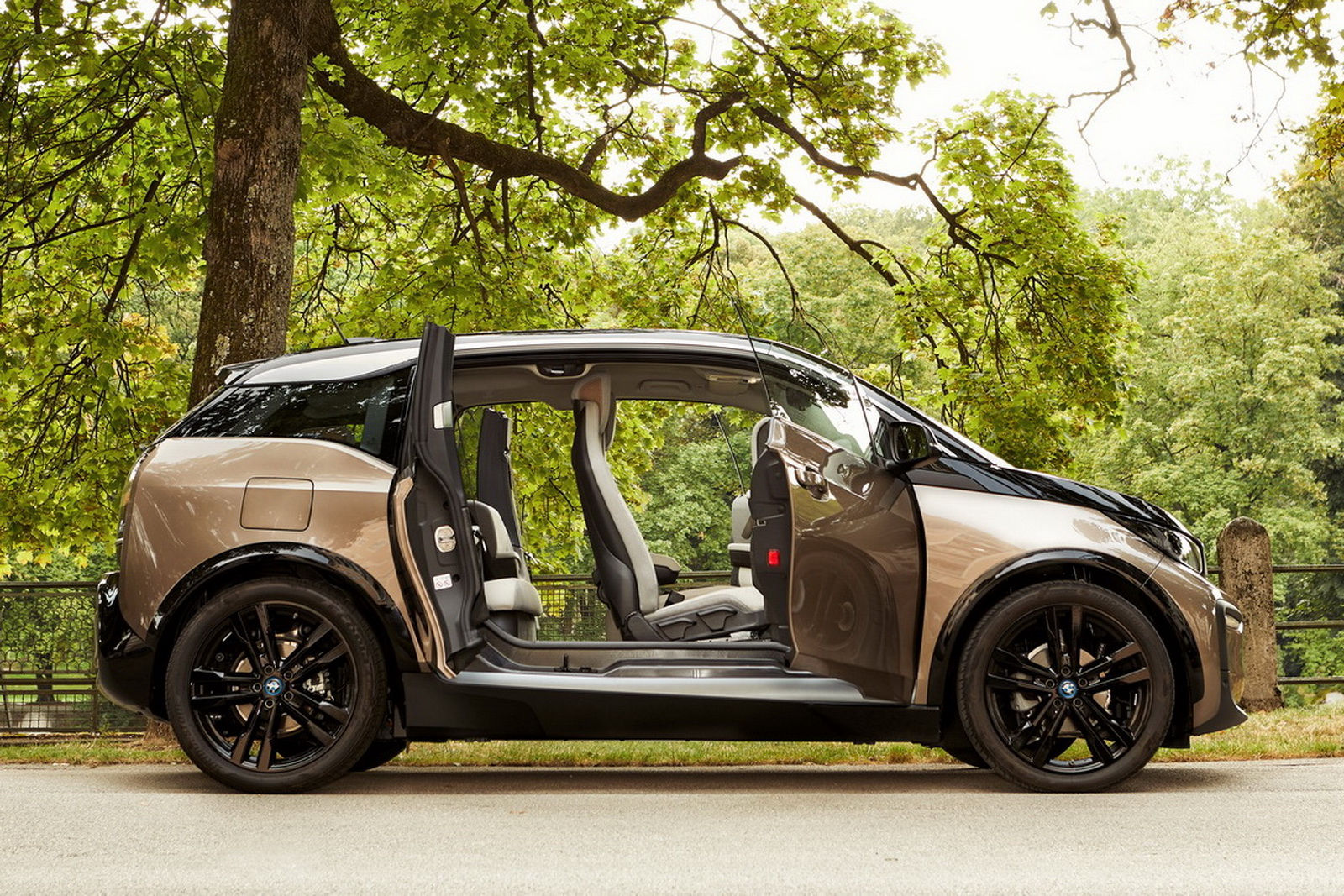 Wallpaper #-x3HLZMBlOZrFDOkDdGe115 BMW to Keep the i3 in Production Until 2024 Most Likely with Upgraded