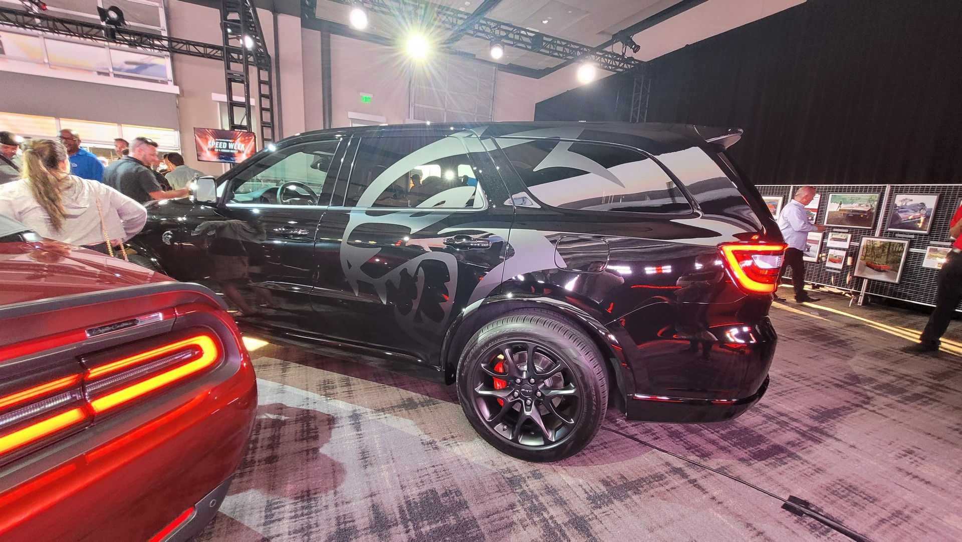 Wallpaper #omeU8JIBSpphPi3-CGf2293 710 Hp Dodge Durango Srt Hellcat Returns for 2023 Carscoops