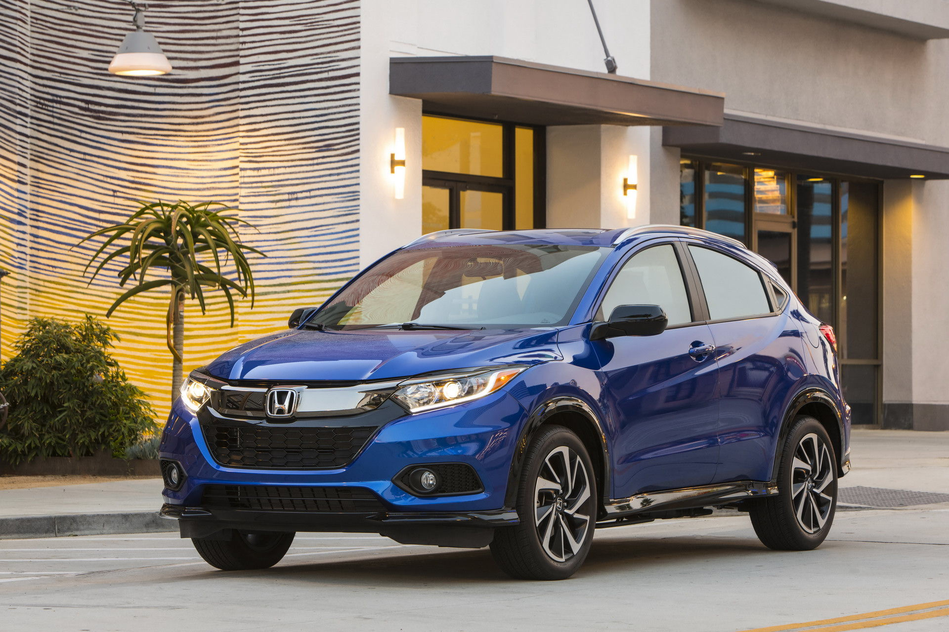 Wallpaper #PWeq7pIBSpphPi3-8V6p10 Honda to Develop a Distinct Version of the New Hr V for North America