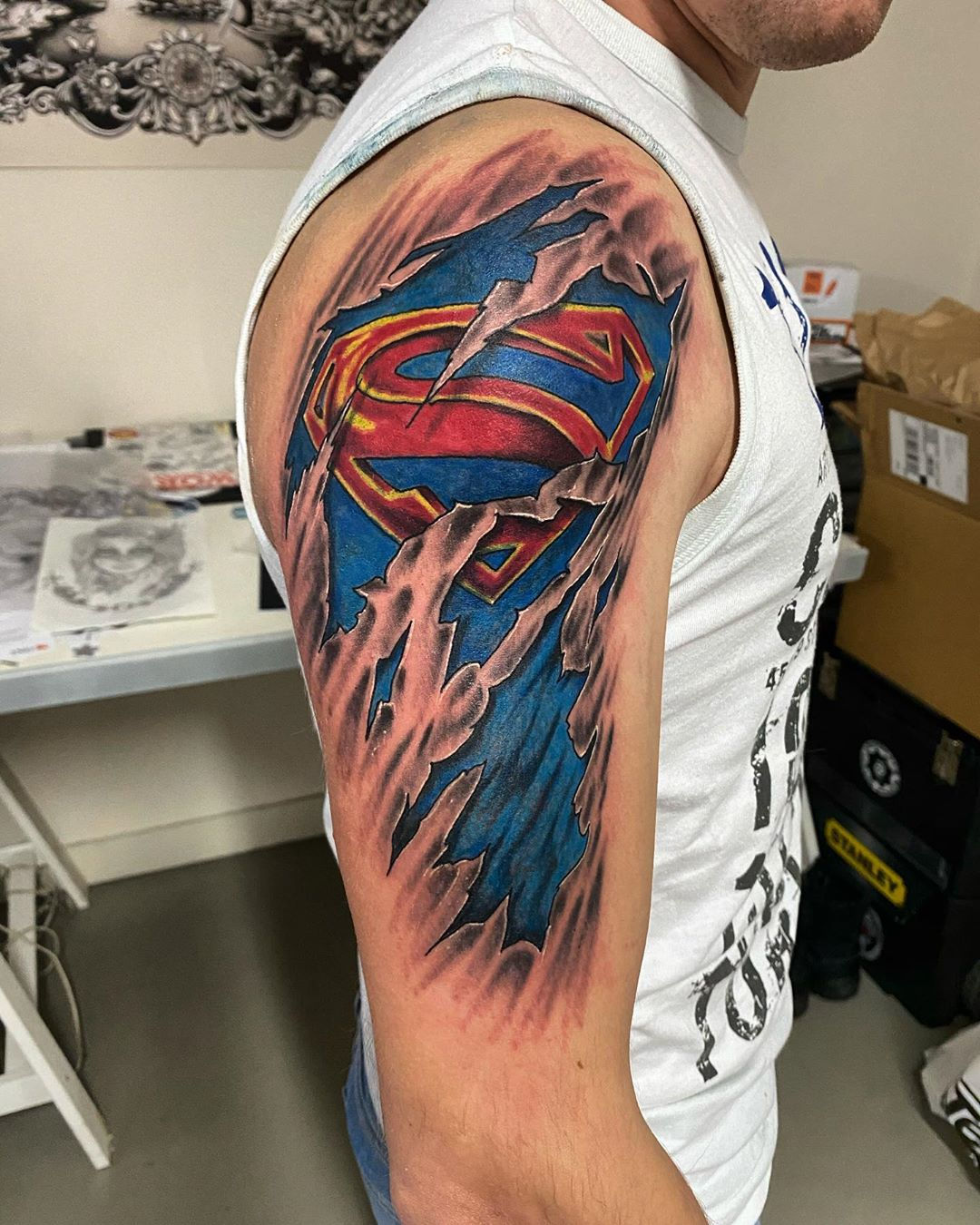 Wallpaper #wWh_I5MBSpphPi3-JTVO146 Updated 45 Heroic Superman Tattoos June 2020