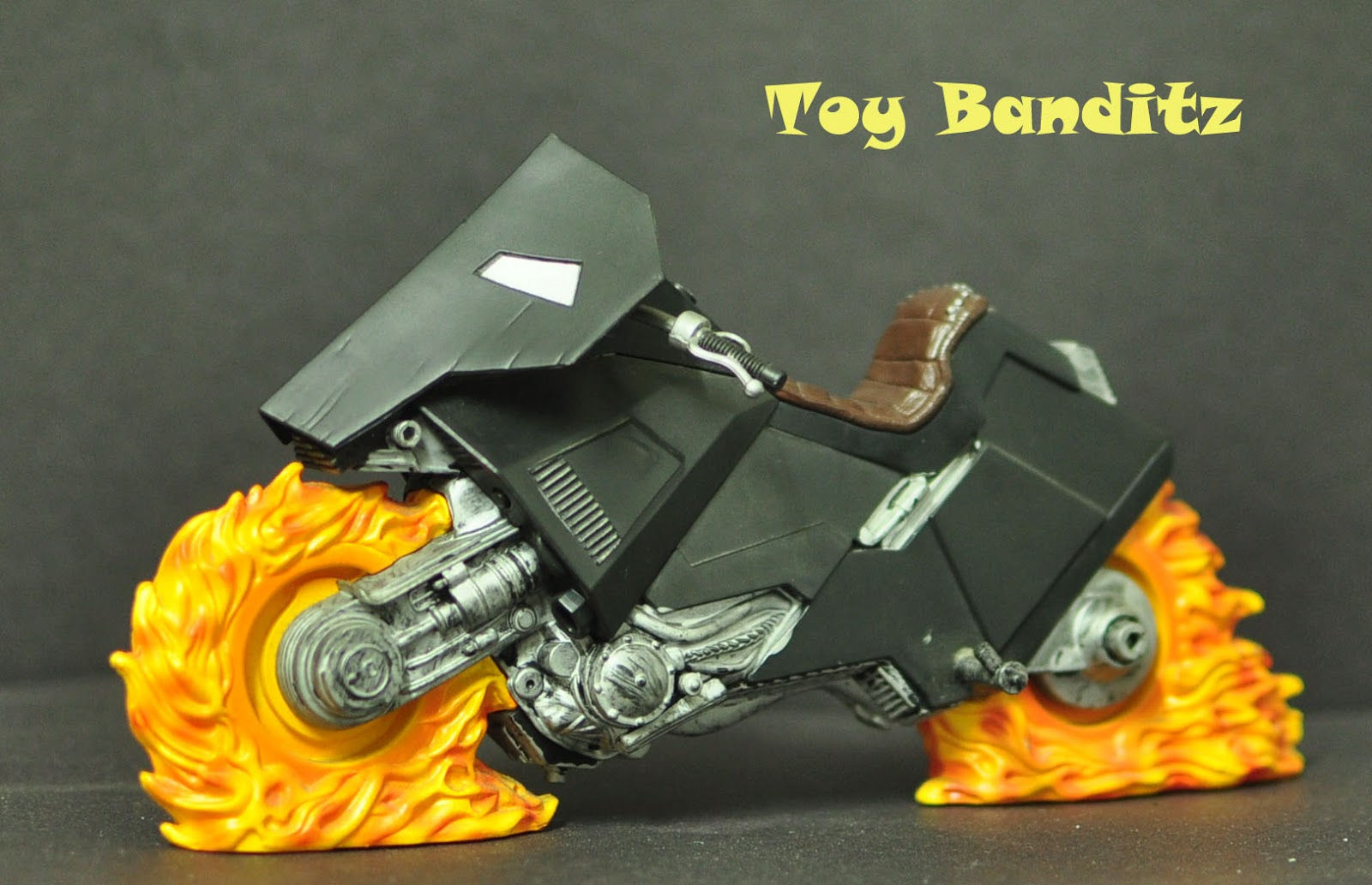 Wallpaper #g_TPOpMBKFX8bn3rq3n_133 Toy Banditz Ghost Rider Marvel Legends Series 3